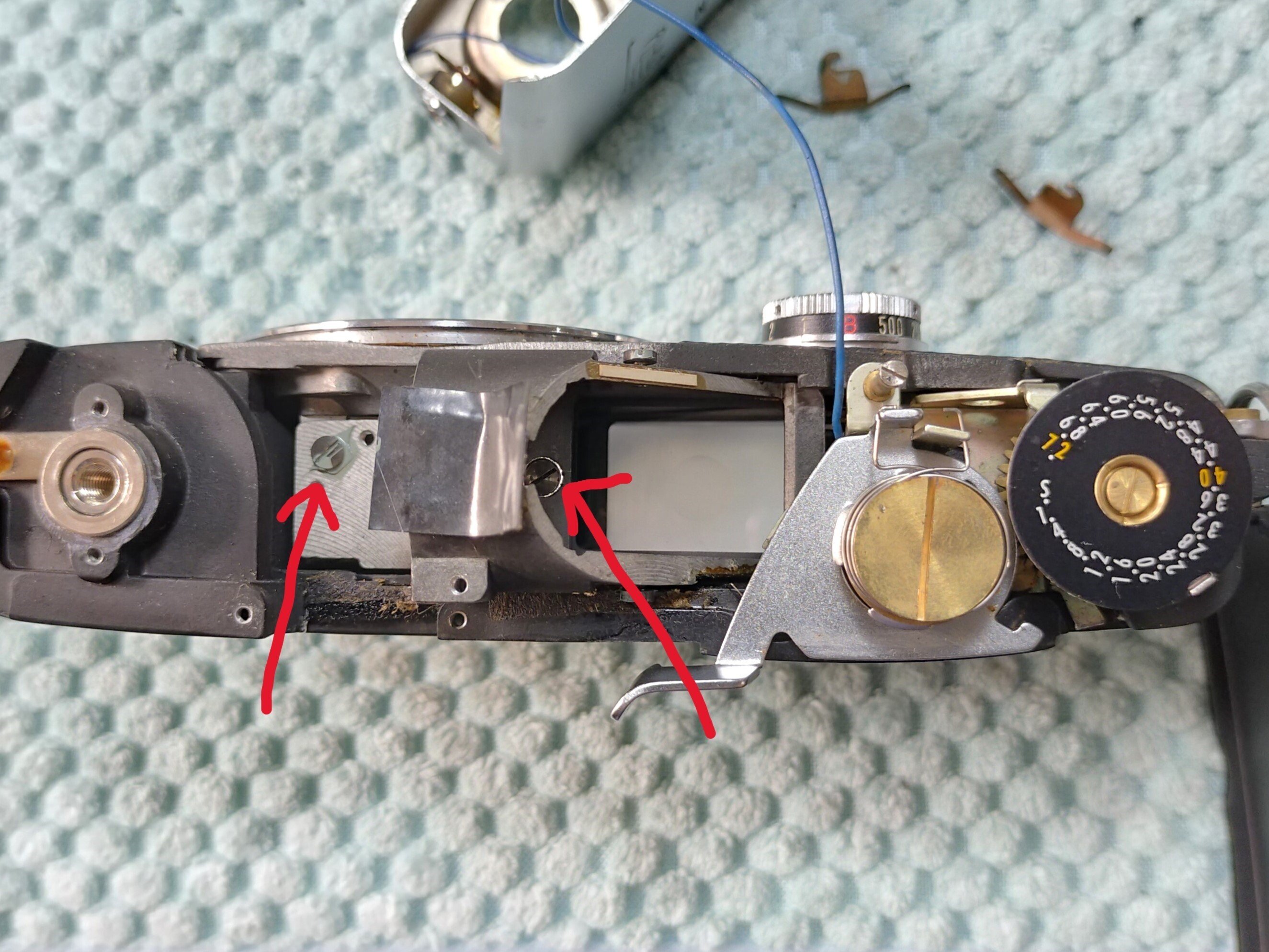 Olympus Pen Fの分解｜フィルムカメラ修理のアクアカメラ