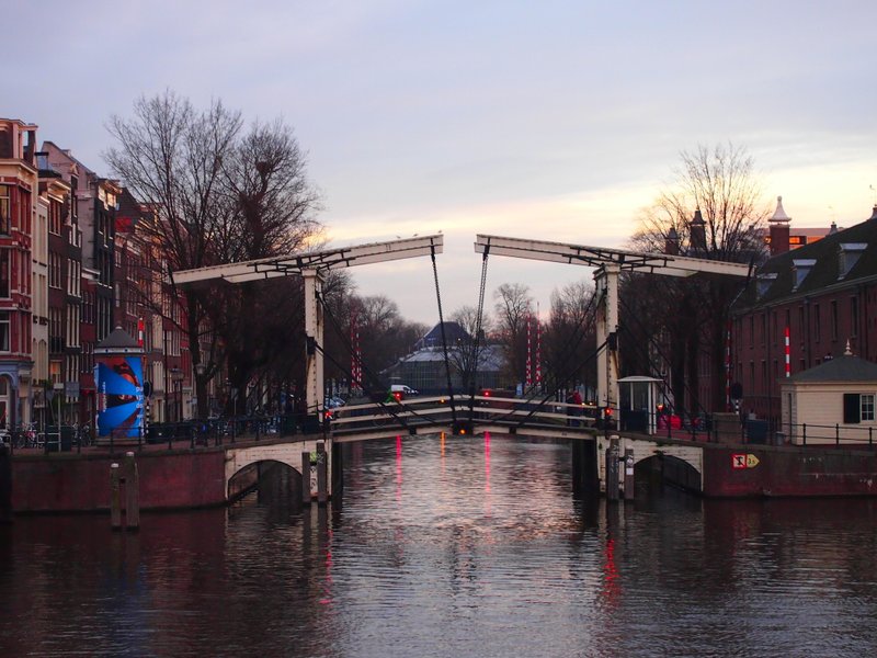 ネーデルランド　オランダ　有名な跳ね橋