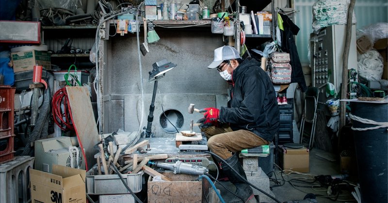 稲垣石材店の作業場＝同社提供