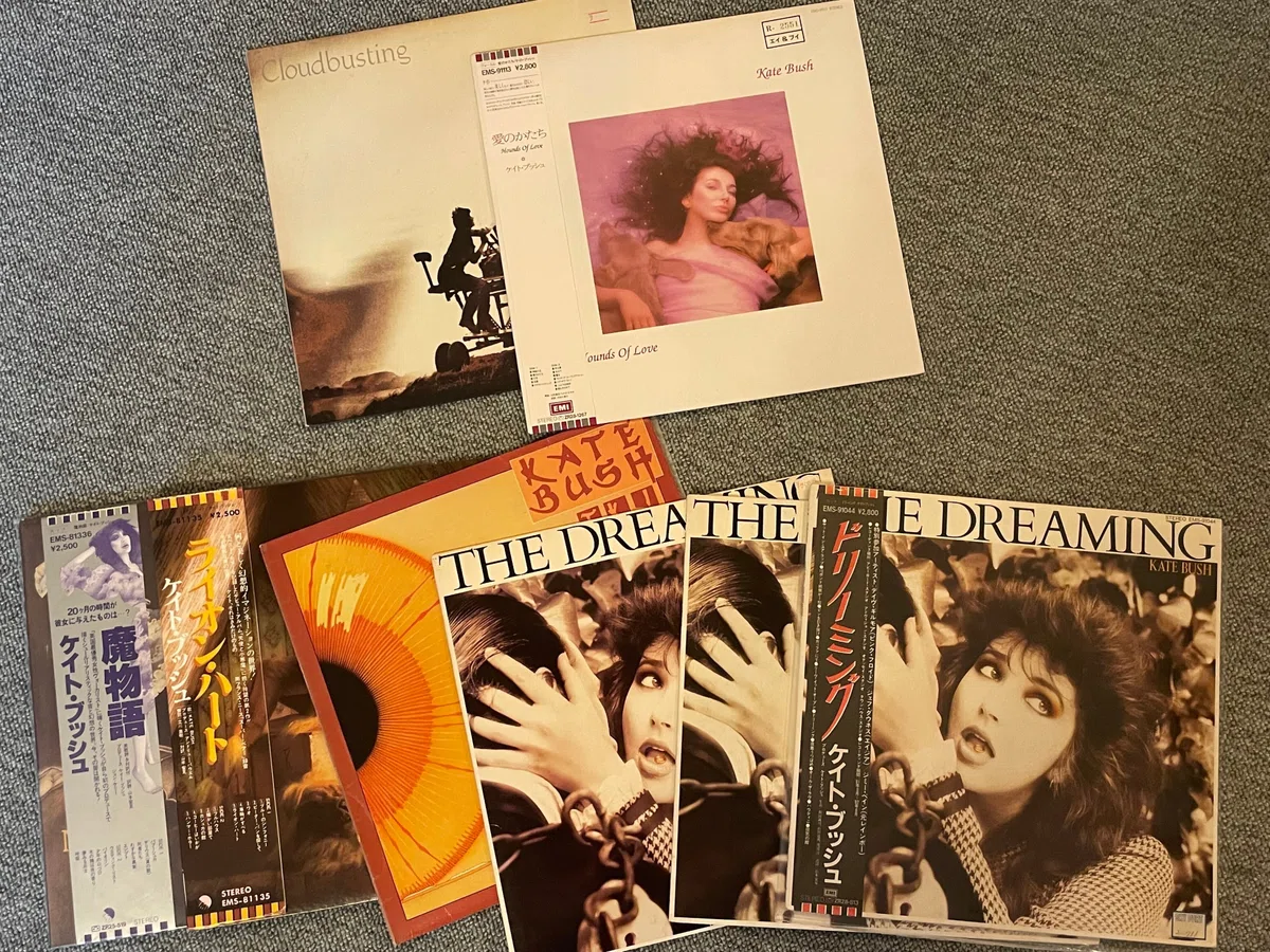ケイト・ブッシュの“Running Up That Hill”はCDもレコードもめちゃ売れ 