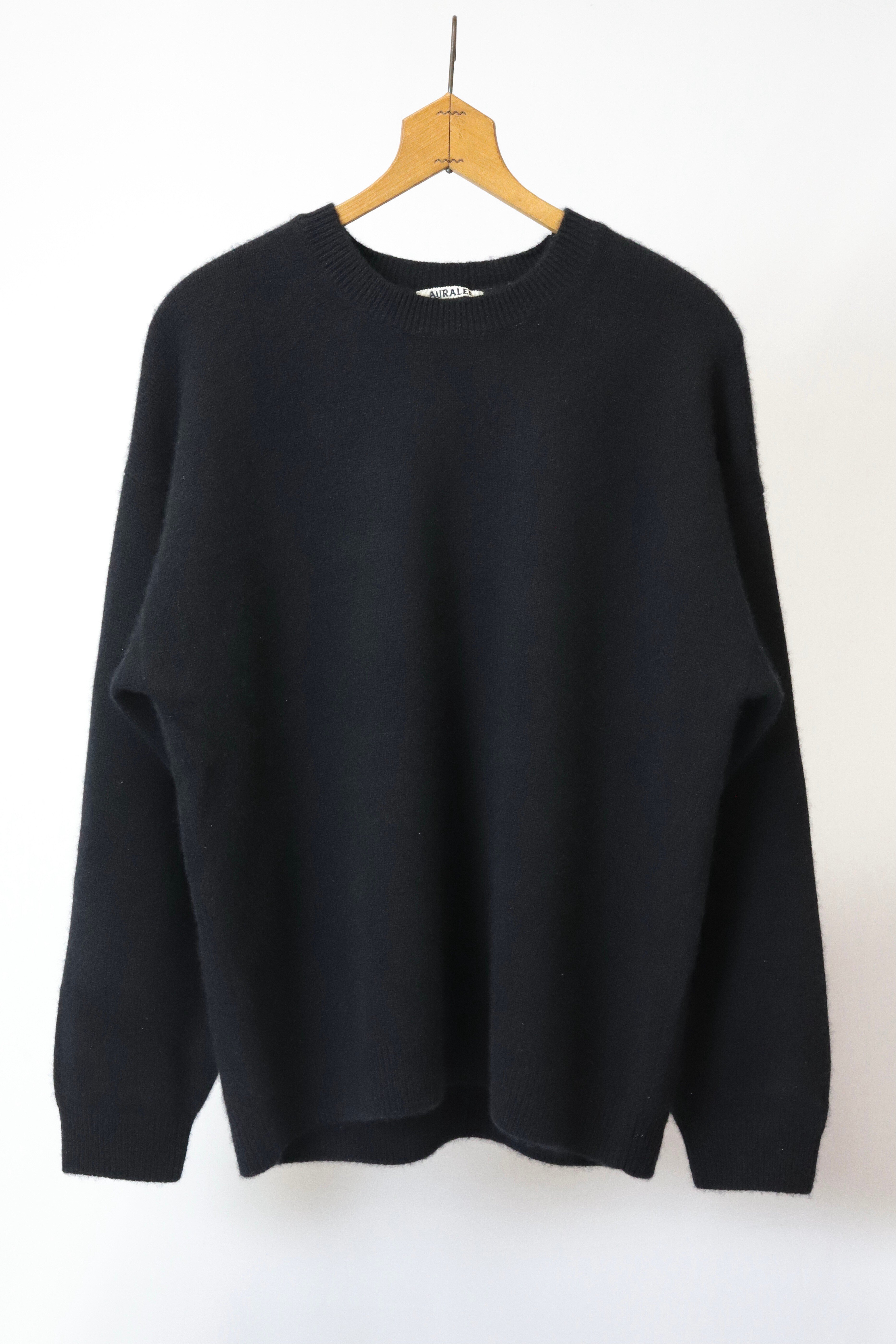 レビュー】肌触りが良い!AURALEE(オーラリー)BABY CASHMERE レビュー】肌触りが良い!AURALEE(オーラリー)BABY CASHMERE