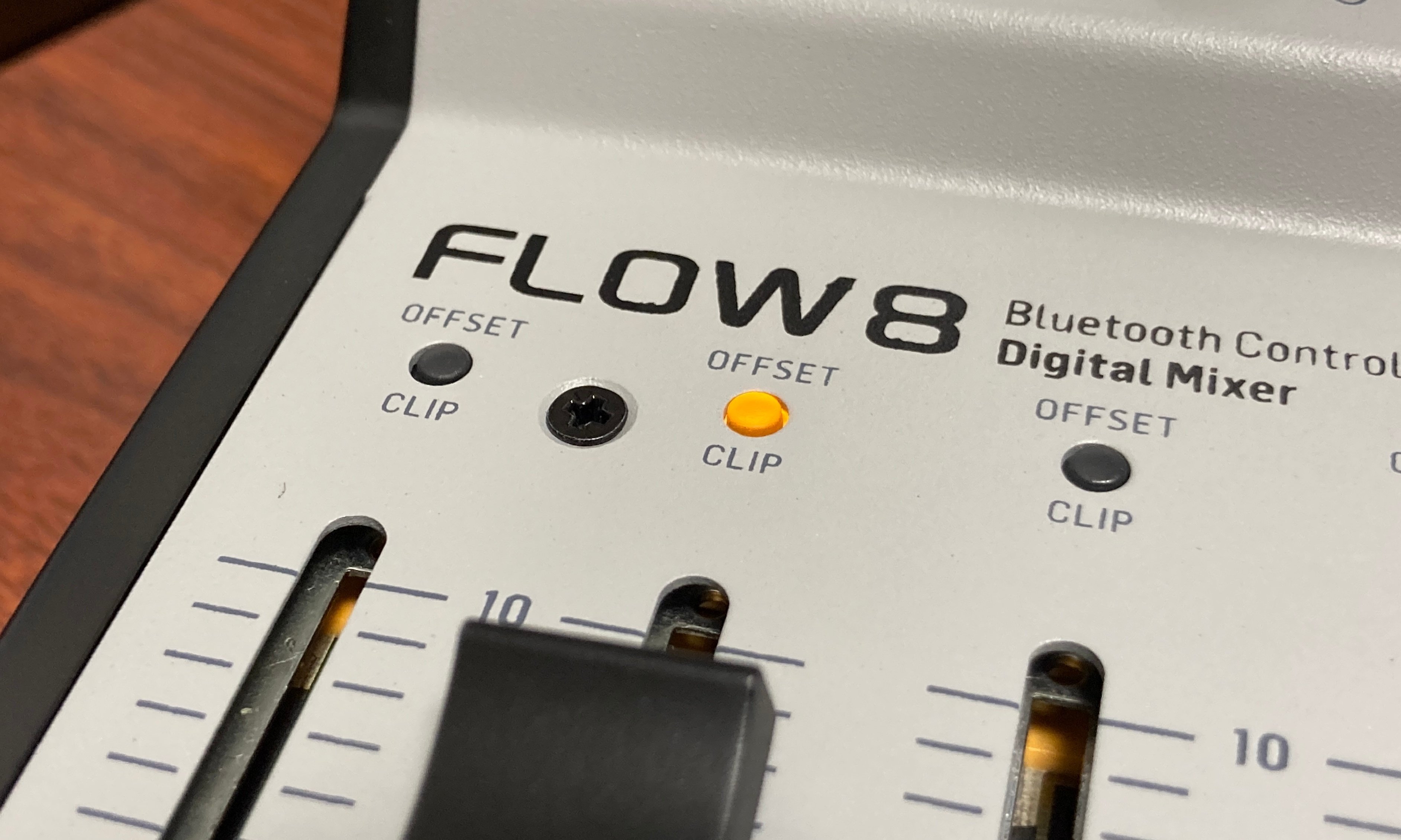 Behringer Flow 8でマイナスワンをする操作イメージ|松井 隆幸 Behringer Flow 8でマイナスワンをする操作イメージ|松井 隆幸