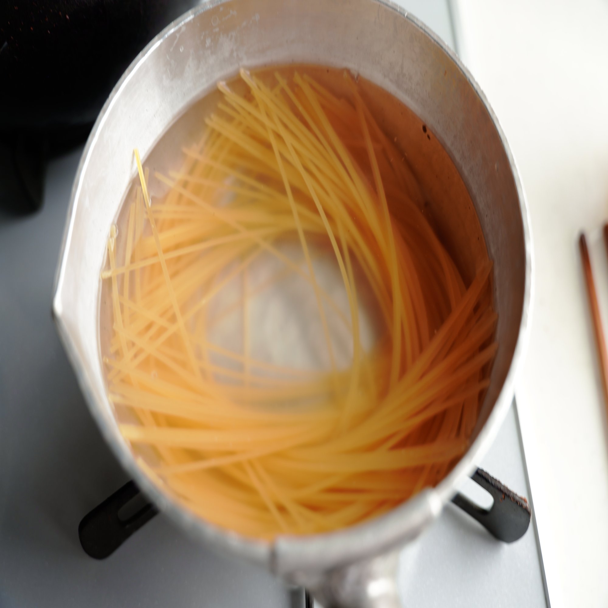 塩うにのクリームパスタ 樋口直哉 Travelingfoodlab Note