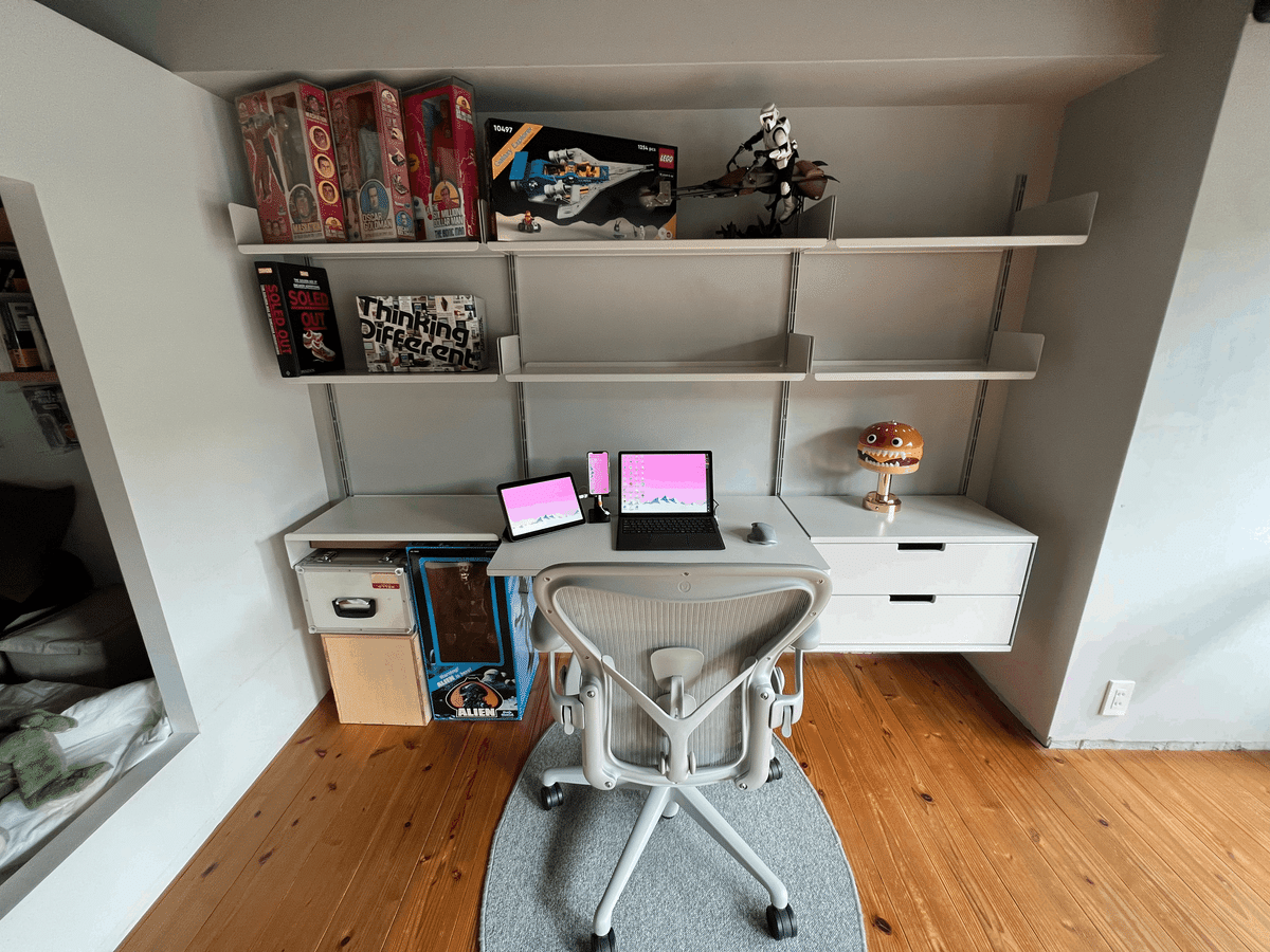 Vitsoe 606 ユニバーサル・シェルビング・システムを導入した話 Vitsoe 606 ユニバーサル・シェルビング・システムを導入した話