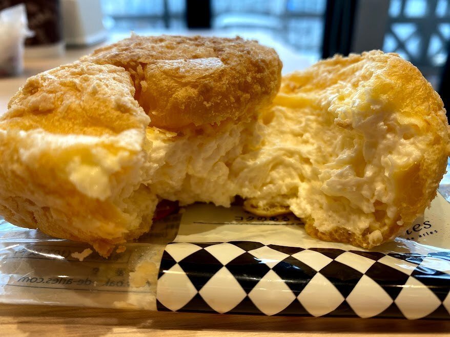 スイーツ】スーパーで手軽に手に入るシュークリームを食べ比べてみた