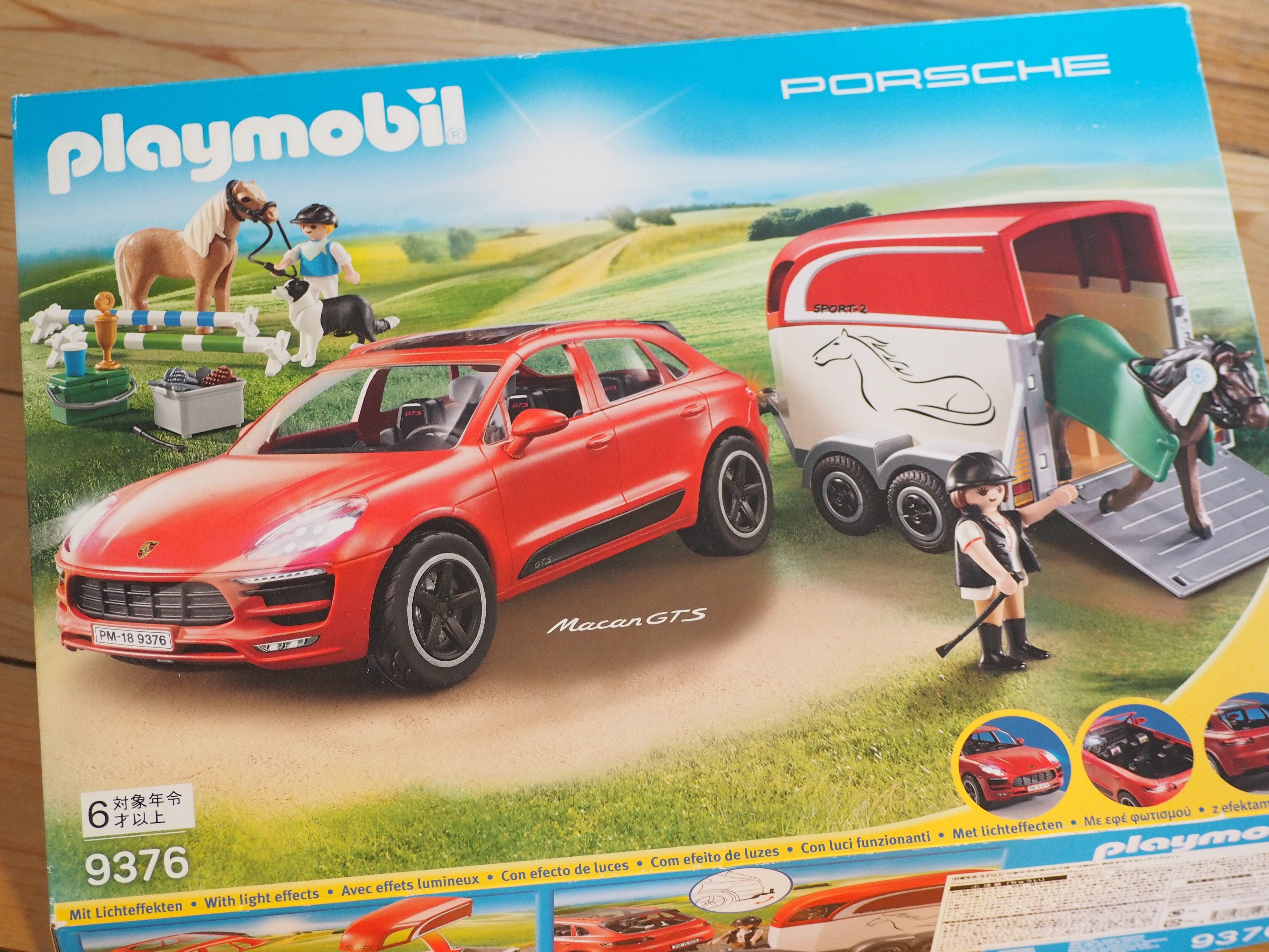 プレイモービル　ポルシェ　マカン　GTS 憧れのポルシェ・マカンGTS｜こねてる×playmobil