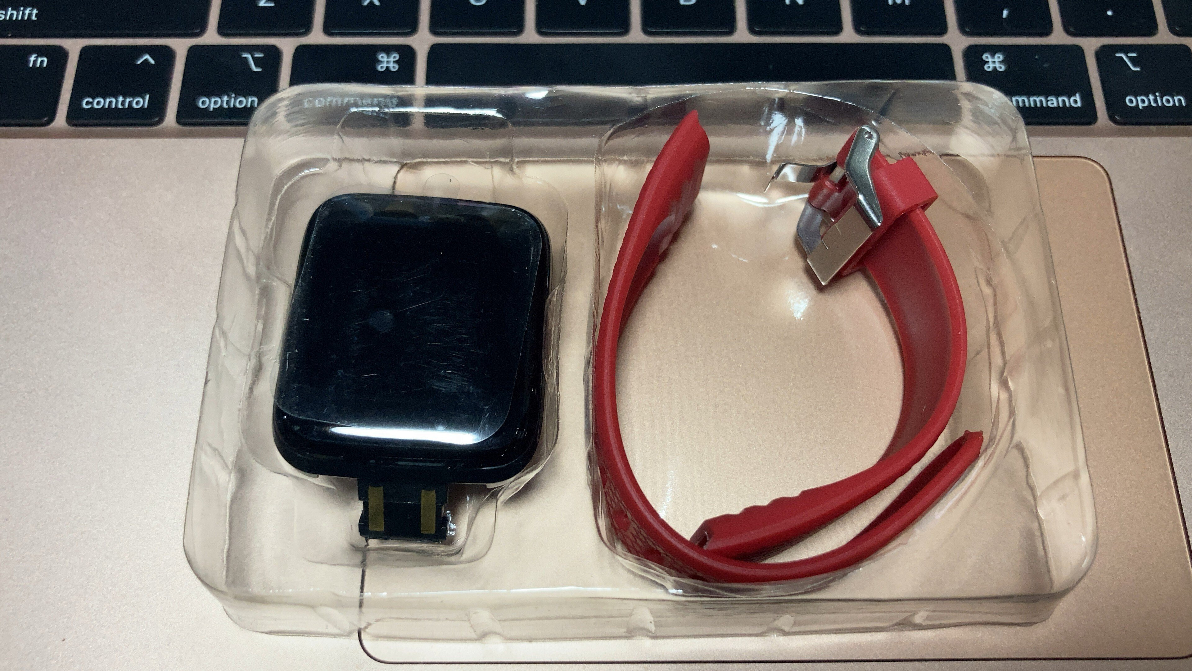 【すぐ届く】  ALICE ウォッチ 直営買付 送料込み AliExpressで人気爆発中の格安スマートウォッチ（送料込み2493円