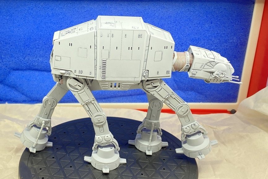 ソコタノ日記:ようやくAT-ATのプラモが完成した｜phantasien