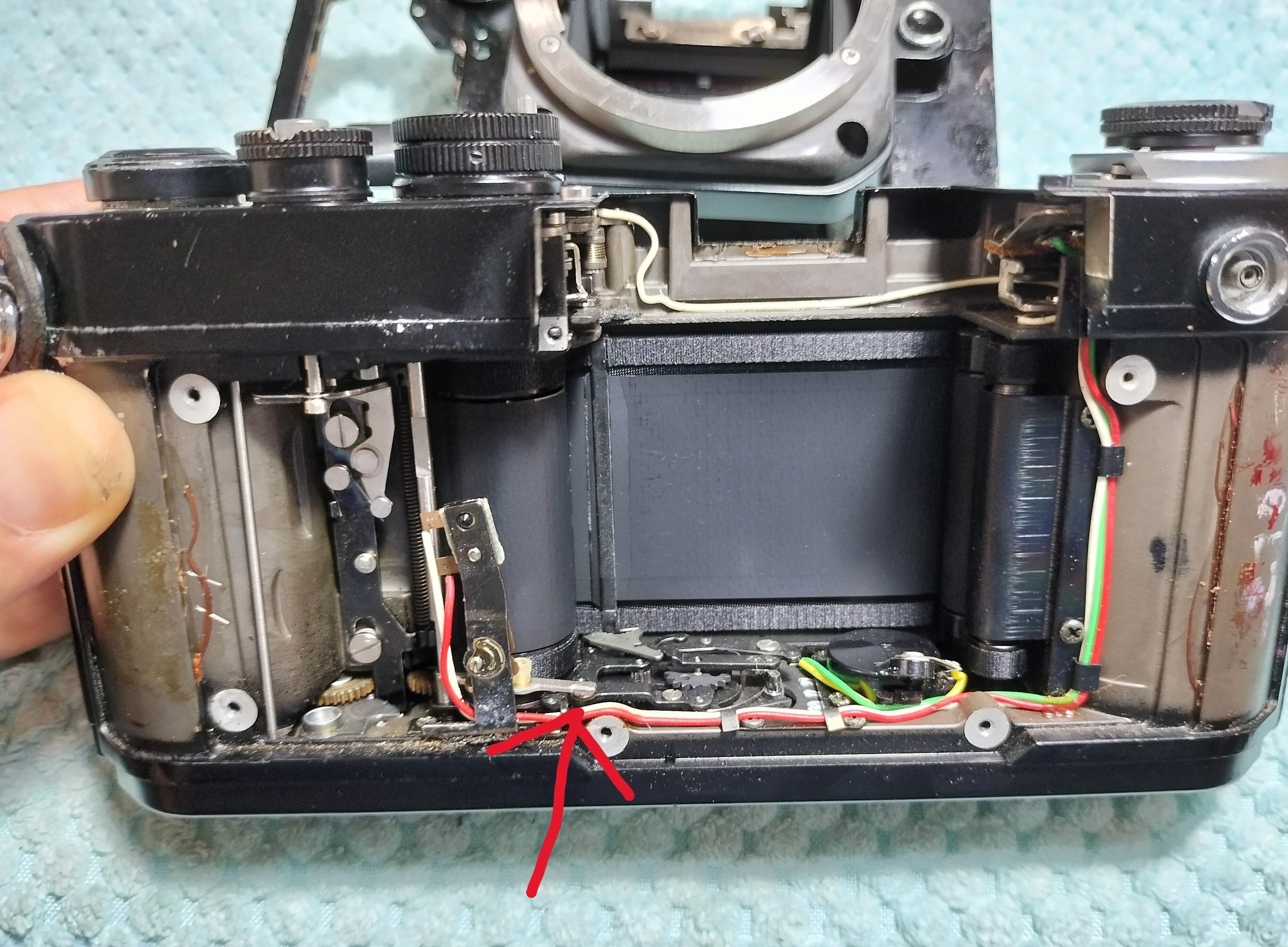 Nikon F2の分解|フィルムカメラ修理のアクアカメラ Nikon F2の分解|フィルムカメラ修理のアクアカメラ