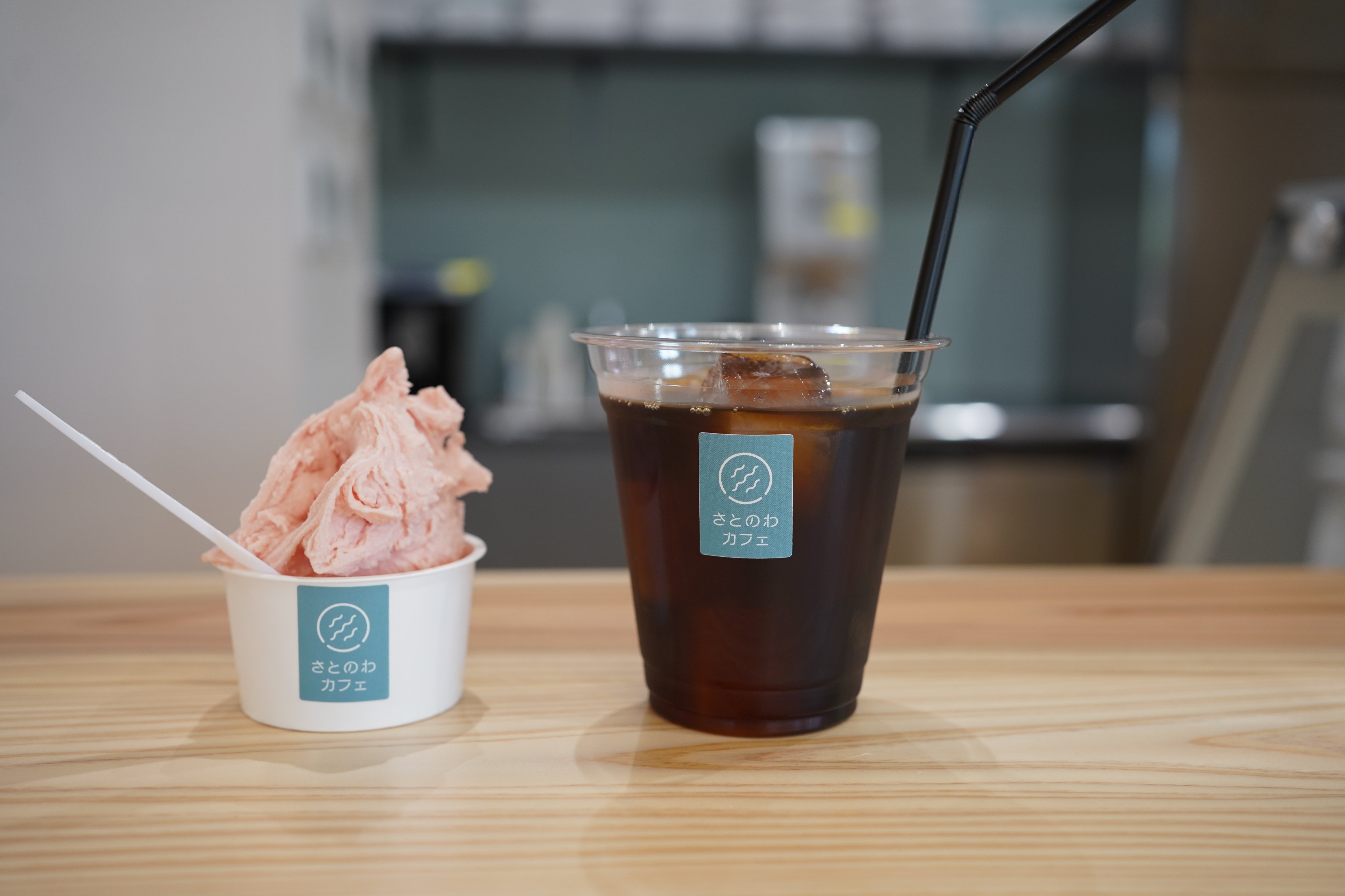 高山さん専 けいちゃん・ホルモン,サンキョウたらふくチキン>【冷凍】飛騨の鶏