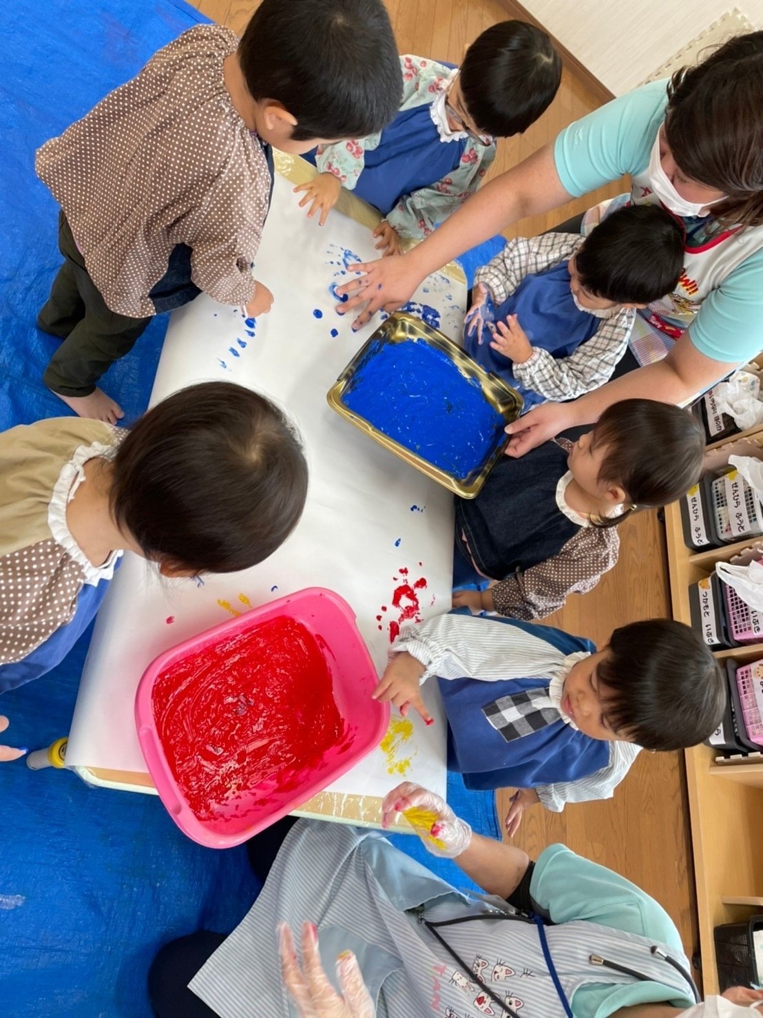まあや保育室絵の具遊び あそぶろぐ Note