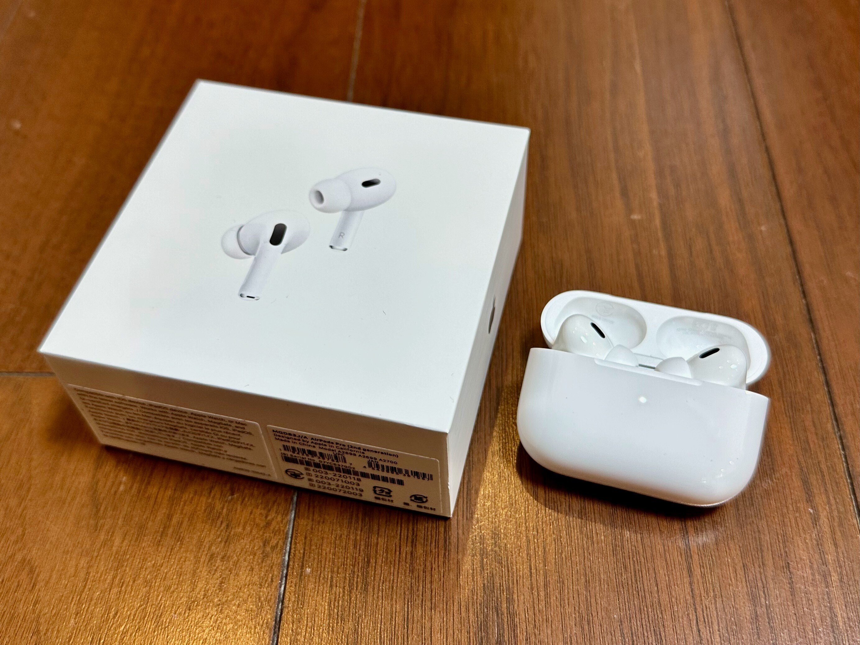 AirPods Pro2ファーストインプレッション！｜NEO TOKYO TV