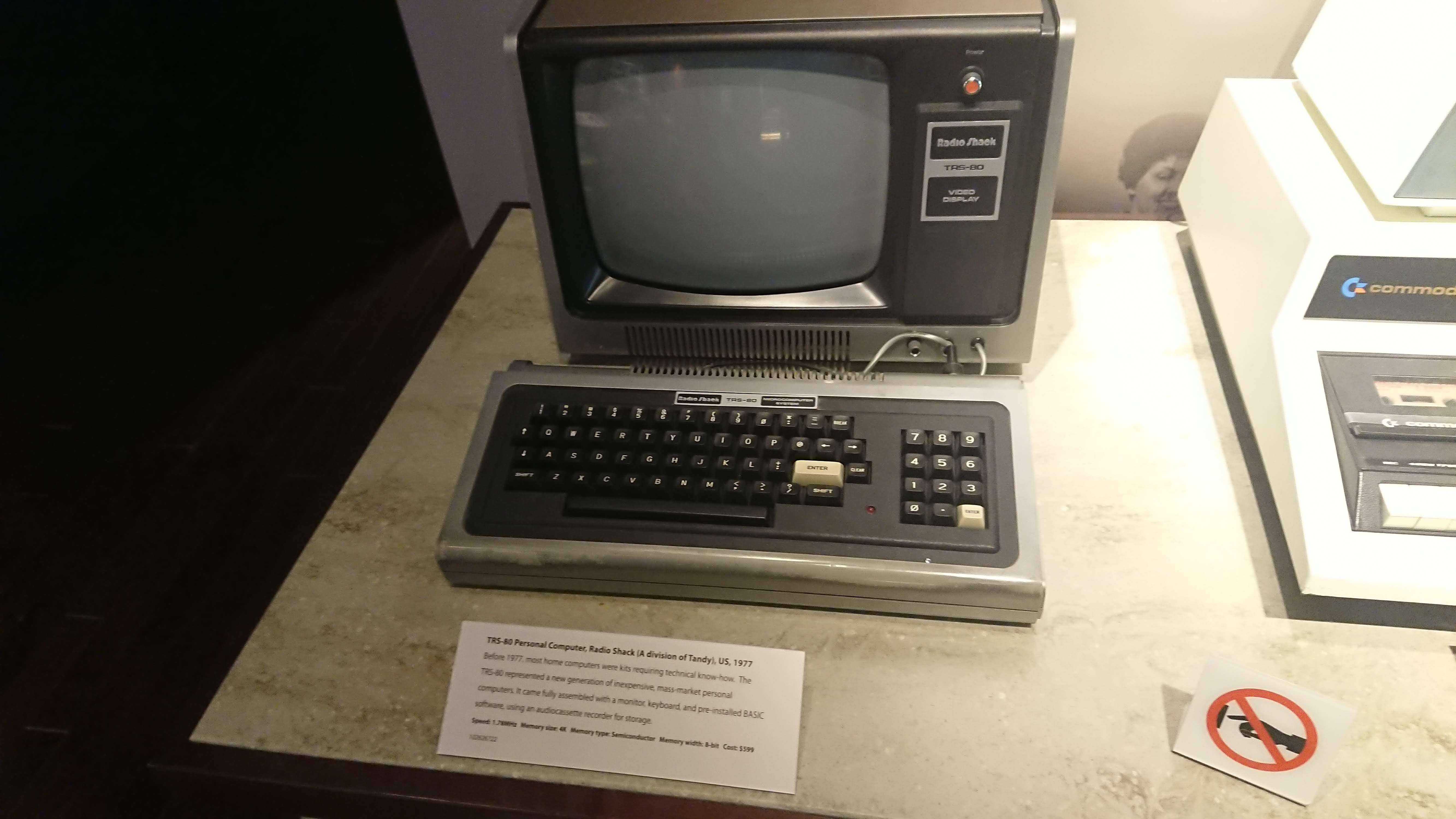 パソコン御三家 - Apple、PETとTRS-80｜kzn