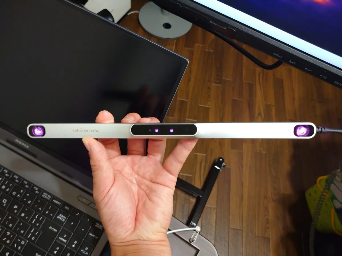 Tobii Dynavox PCEye 5 しゃぶる (視線入力用センサ）