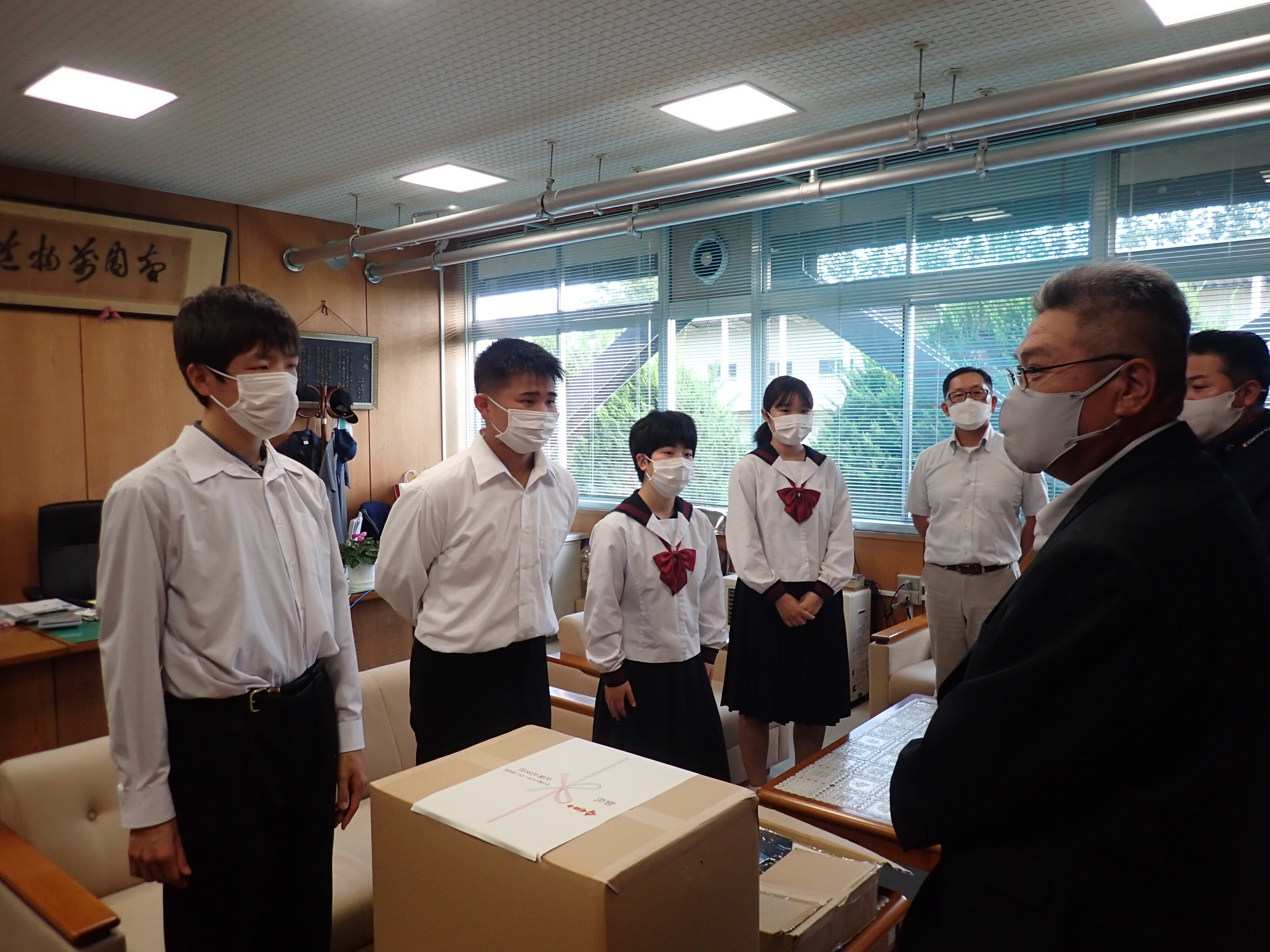 JA全農北日本くみあい飼料株式会社様よりユニフォームとセーフティー靴