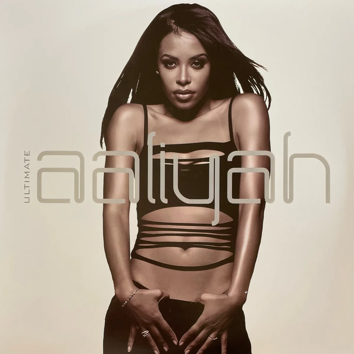 アリーヤ のベストアルバム『ULTIMATE AALIYAH』のレコードが遂に発売 