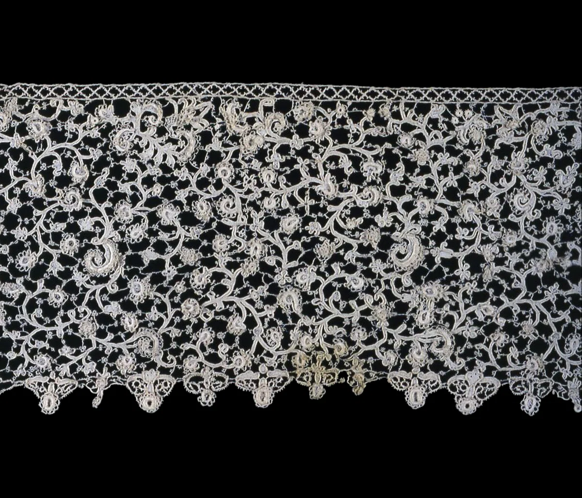 幻の 【 雪の結晶 】 のレースの話 その2｜lace_enchanted_stitches