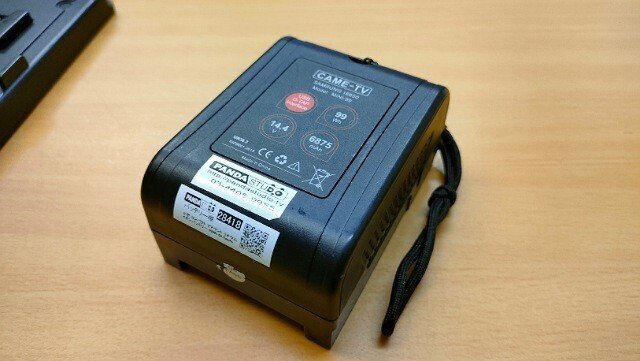 Liveu Solo HD（付属品およびバッテリーパックを含む） Liveu Solo HD（付属品およびバッテリーパックを含む） Liveu