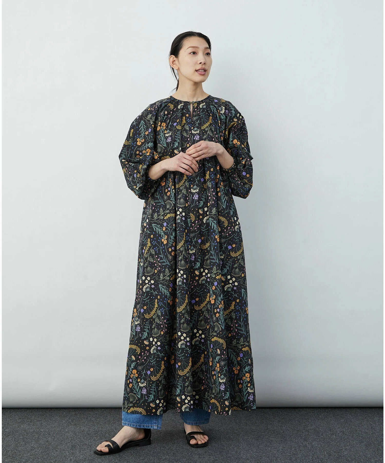 andemiu 印象美人キカフラワープリーツワンピース Andemiu 