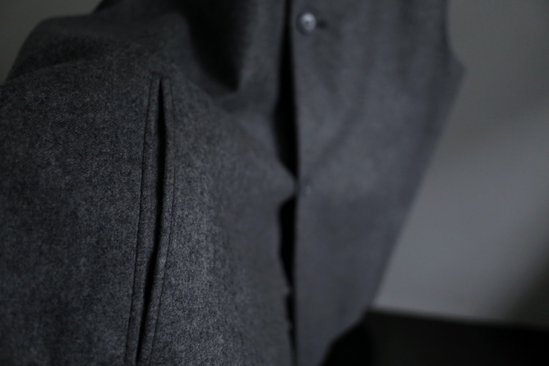 reverberate テーラーベスト　23ss 黒　未使用 REVERBERATE(リバーバレート)