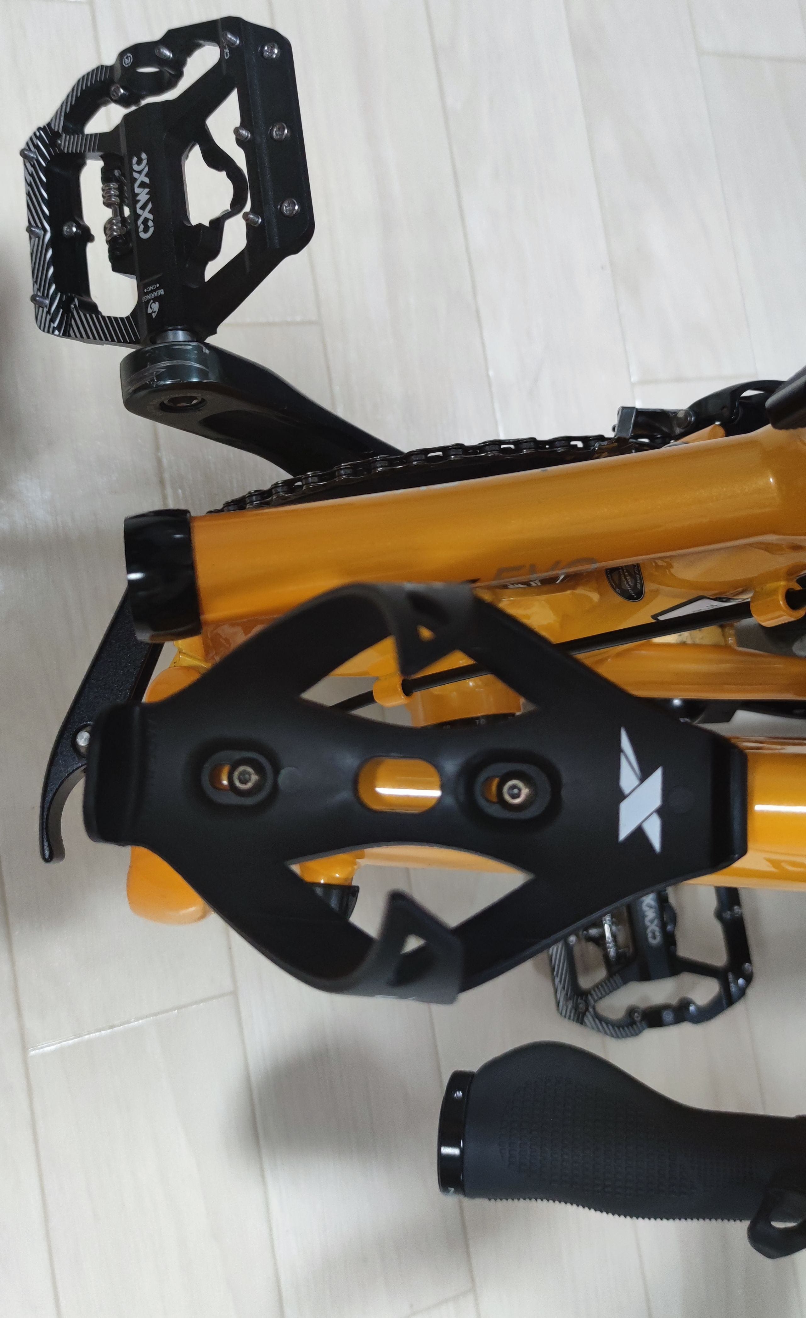 DAHON Visc EVO 取り外しパーツ ltd23visc-main.jpg?v=1707299895