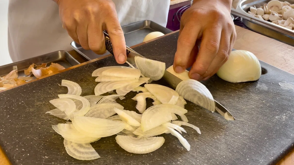 記憶に焼き付くマッシュルームのスープ|chef ichi