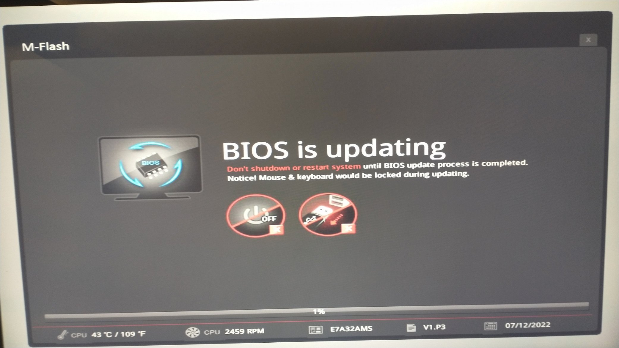 AM4が登場した初期のマザーボードにAM4が終了する終期のRyzenを搭載