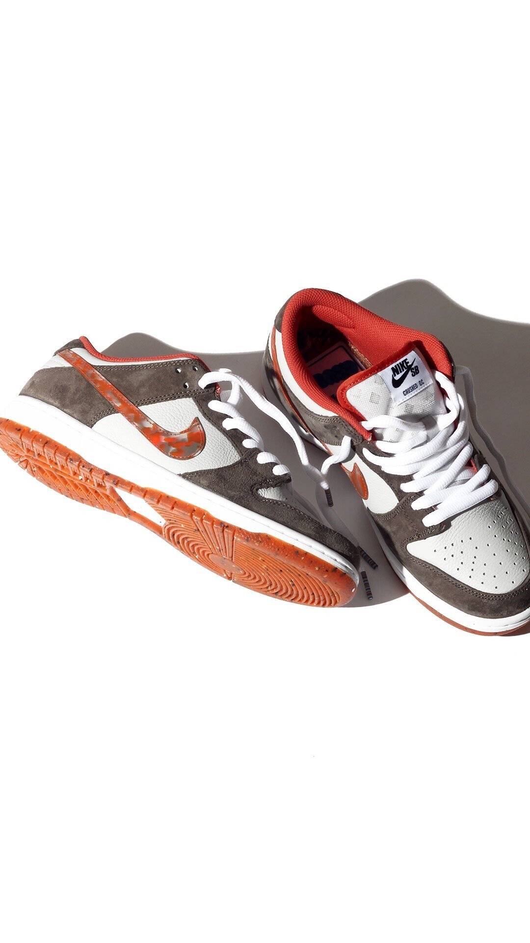 CRUSHEDが作ったNIKE SB DUNK LOWとプラザと憧れのアメリカ。|HI5 CRUSHEDが作ったNIKE SB DUNK LOWとプラザと憧れのアメリカ。|HI5