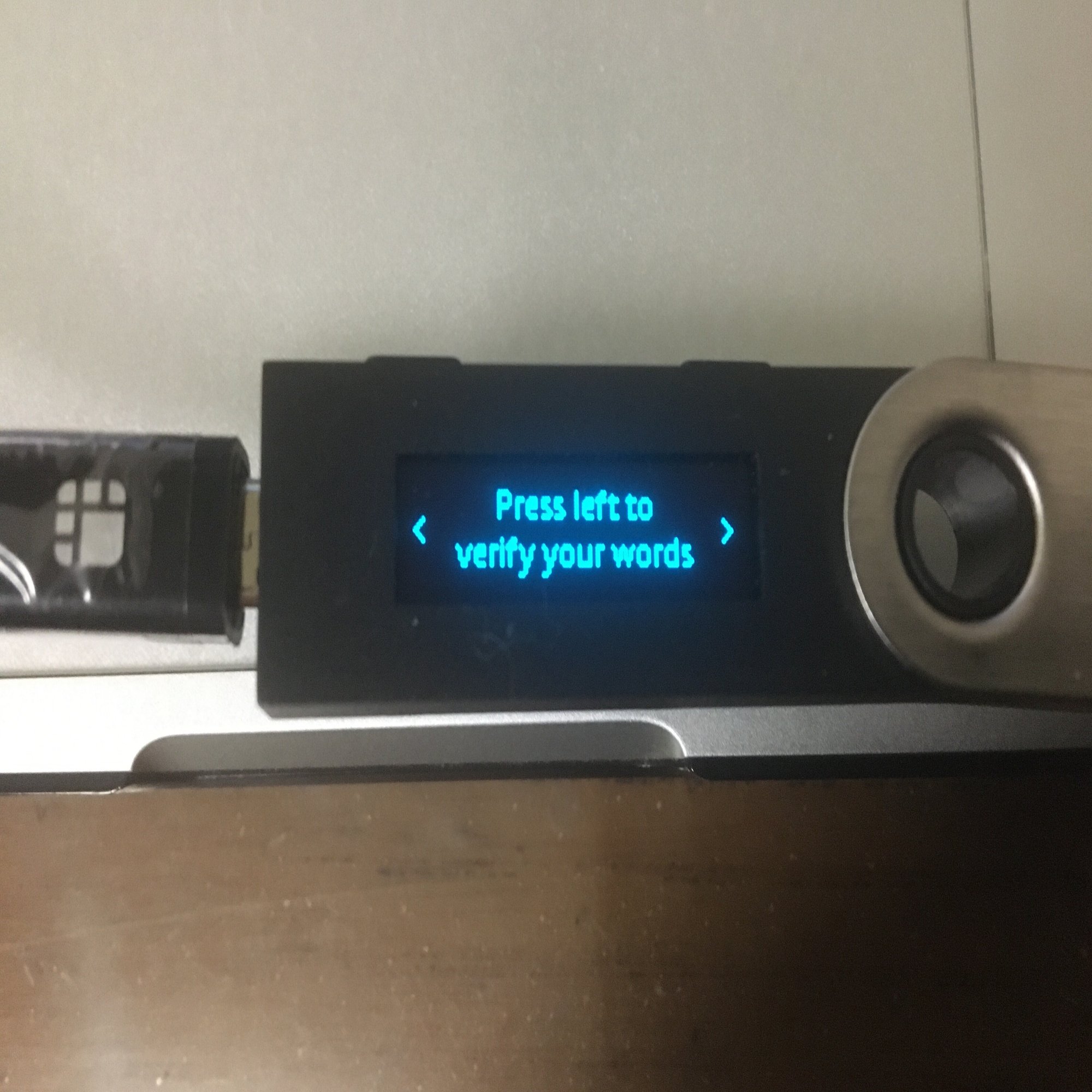 Ledger Nano Sを用いたSymbol Walletの利用方法｜YUTO