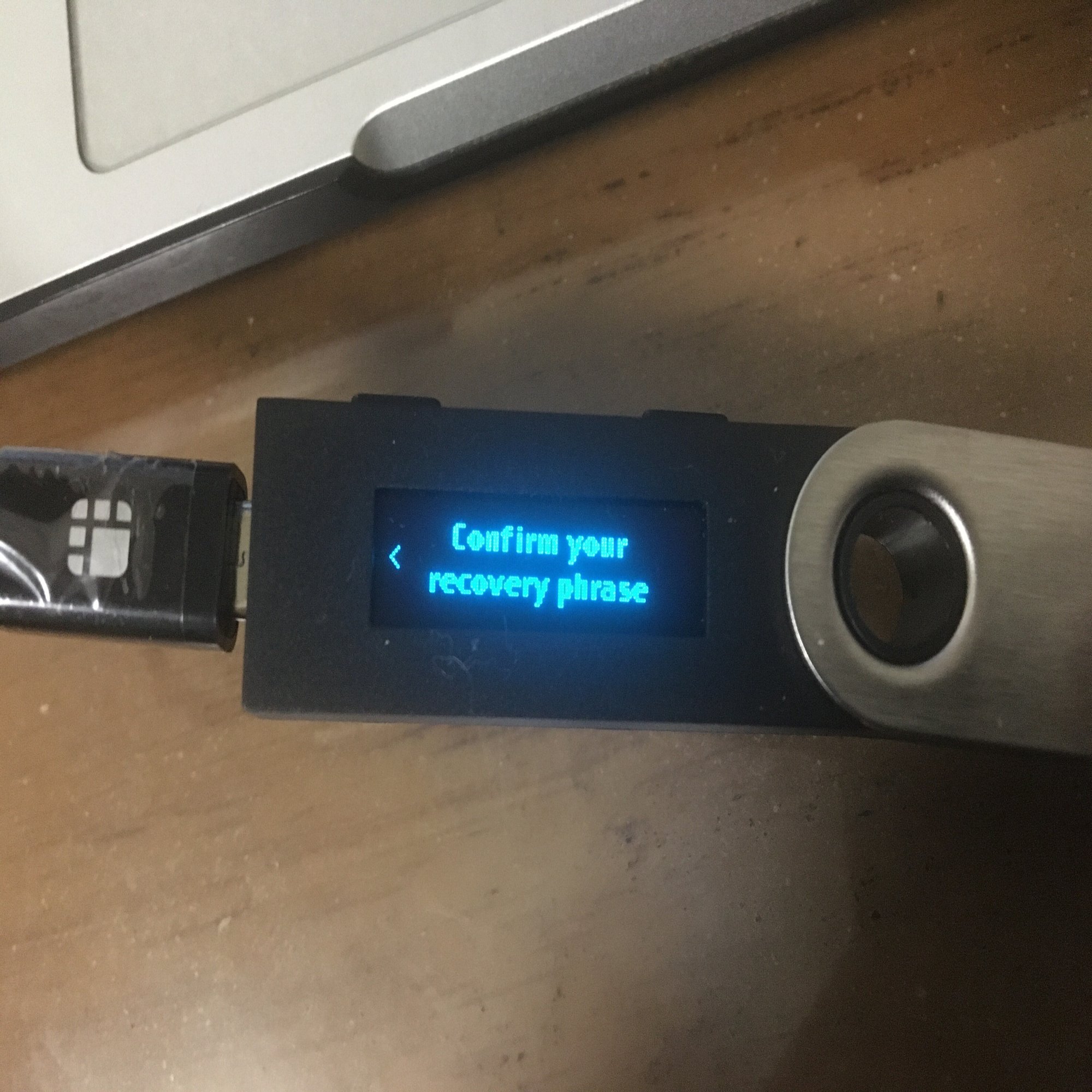 Ledger Nano Sを用いたSymbol Walletの利用方法｜YUTO