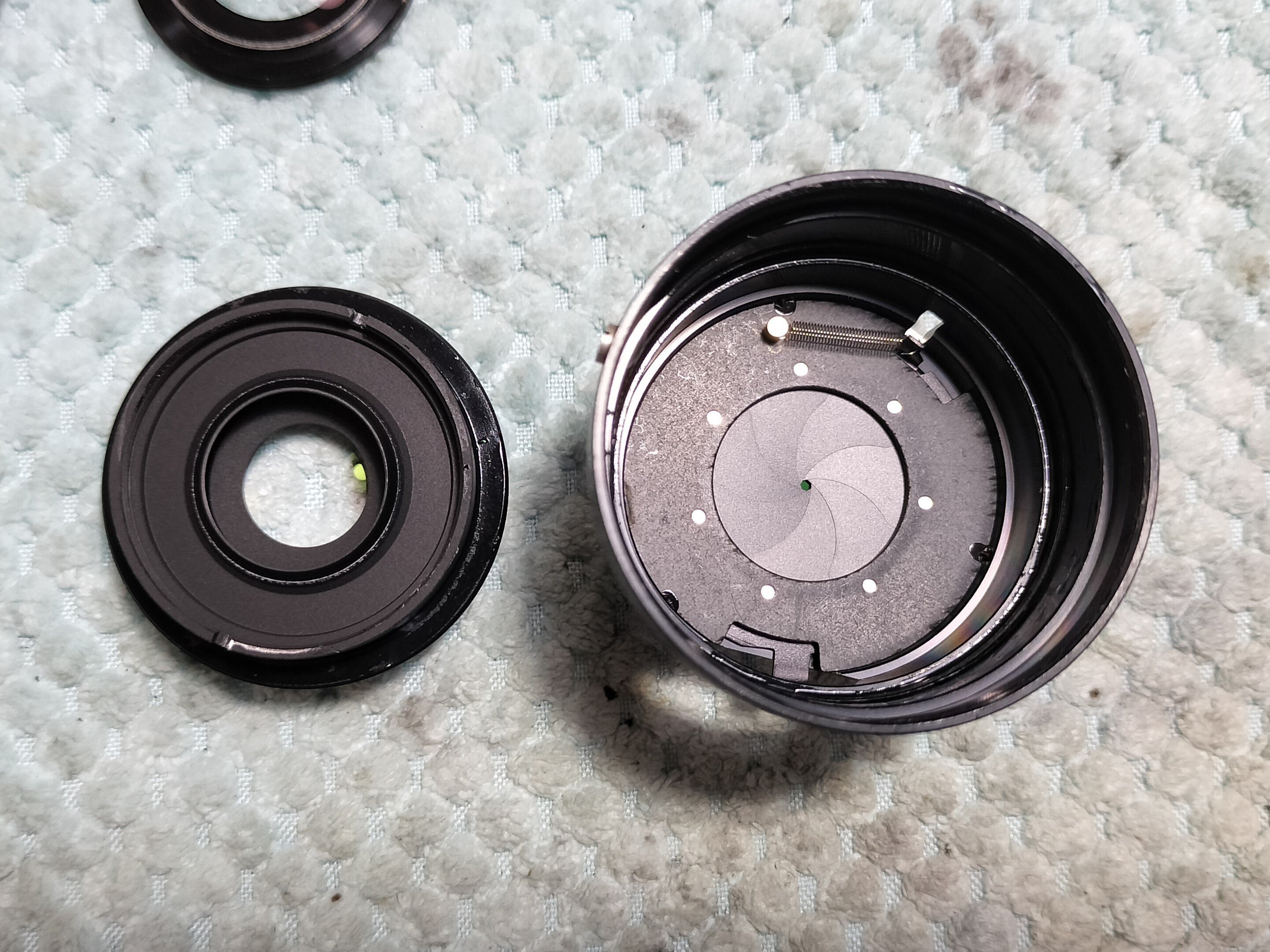 Nikon Ai-s 24mm F/2.8の分解と無限遠調整|フィルムカメラ修理 Nikon Ai-s 24mm F/2.8の分解と無限遠調整|フィルムカメラ修理