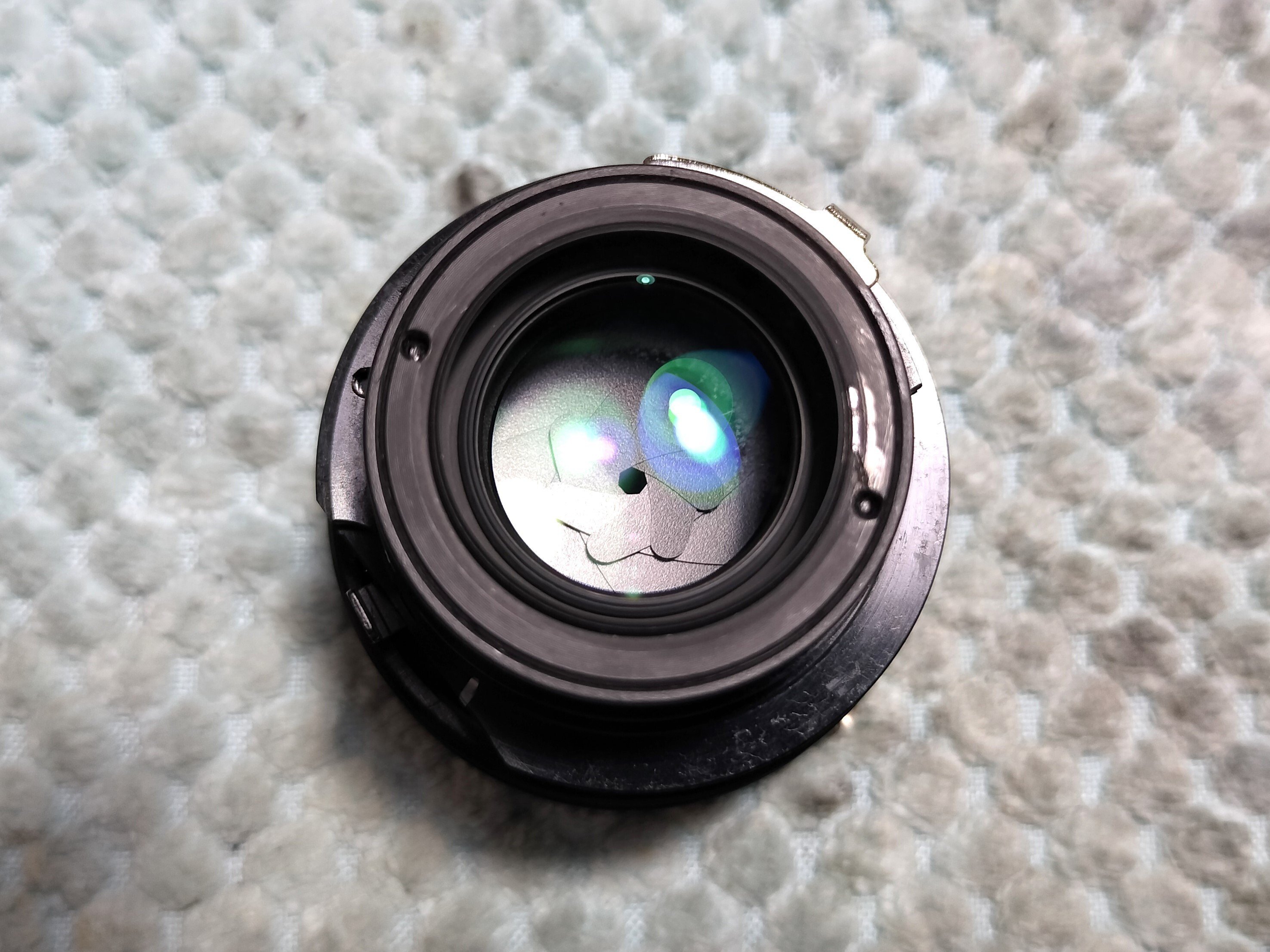 Nikon Ai-s 24mm F/2.8の分解と無限遠調整|フィルムカメラ修理 Nikon Ai-s 24mm F/2.8の分解と無限遠調整|フィルムカメラ修理
