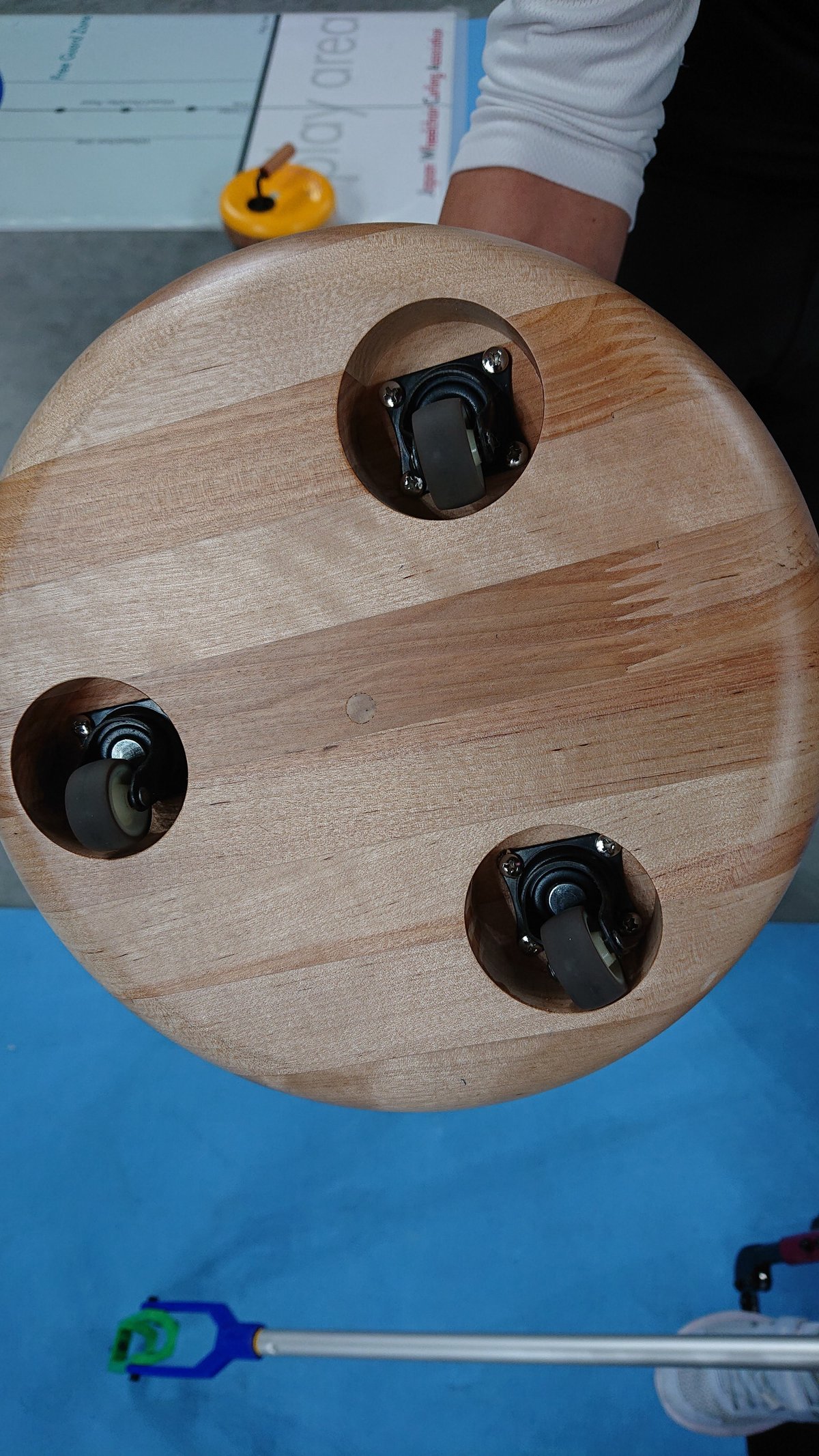 Indoor stone backing with casters