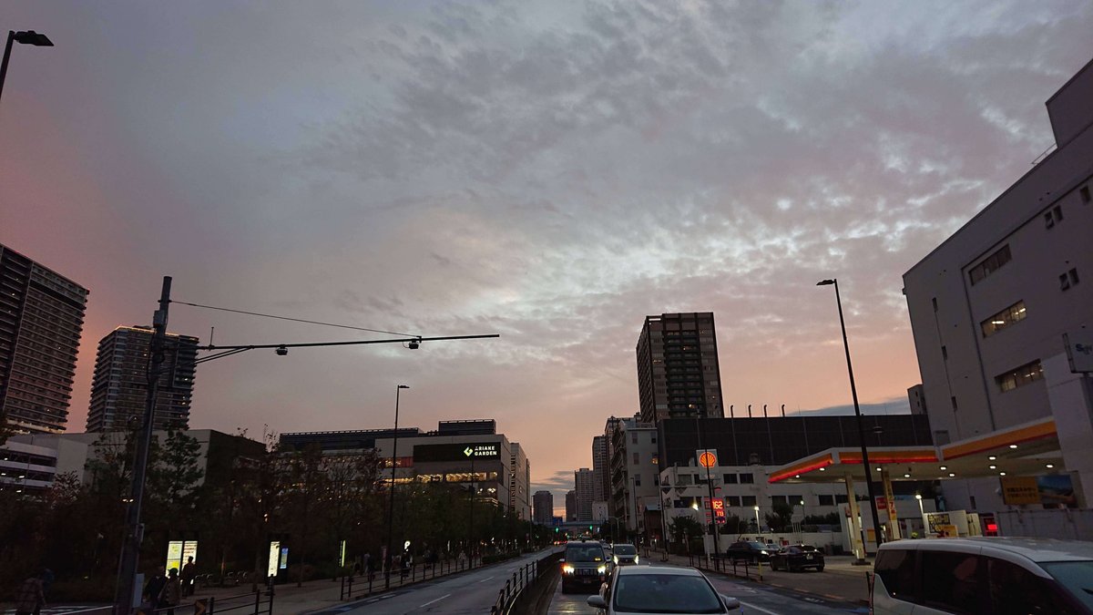 豊洲の街の様子　夕焼けが美しい