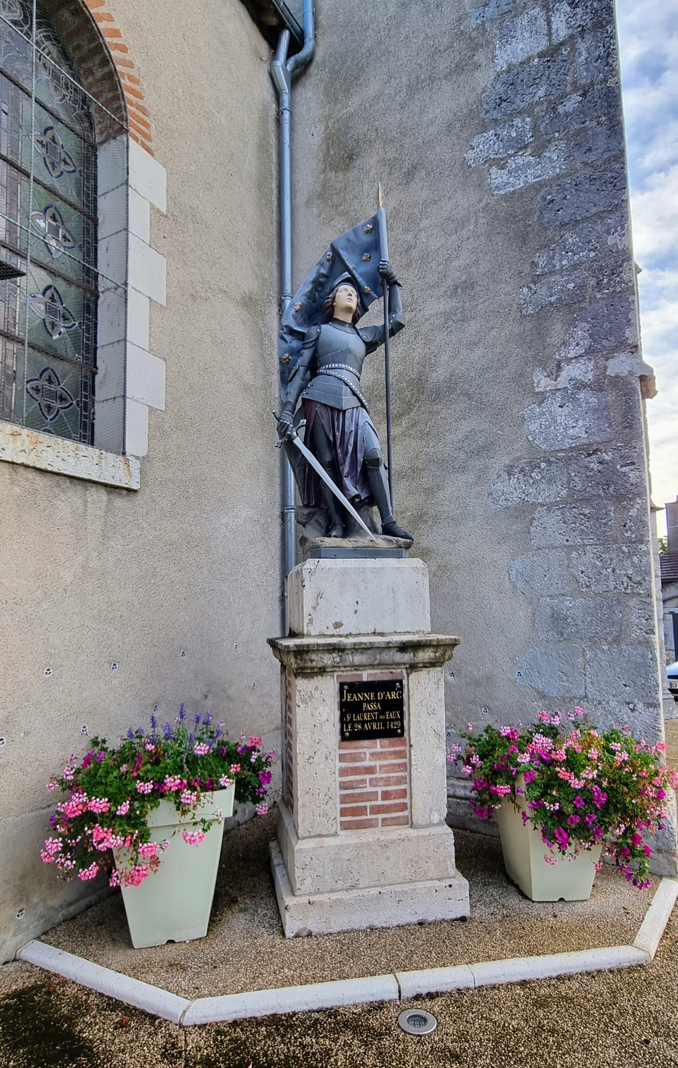 フランス自転車旅 最終日①】ジャンヌダルクの足跡を探す｜🍙ももちゃ