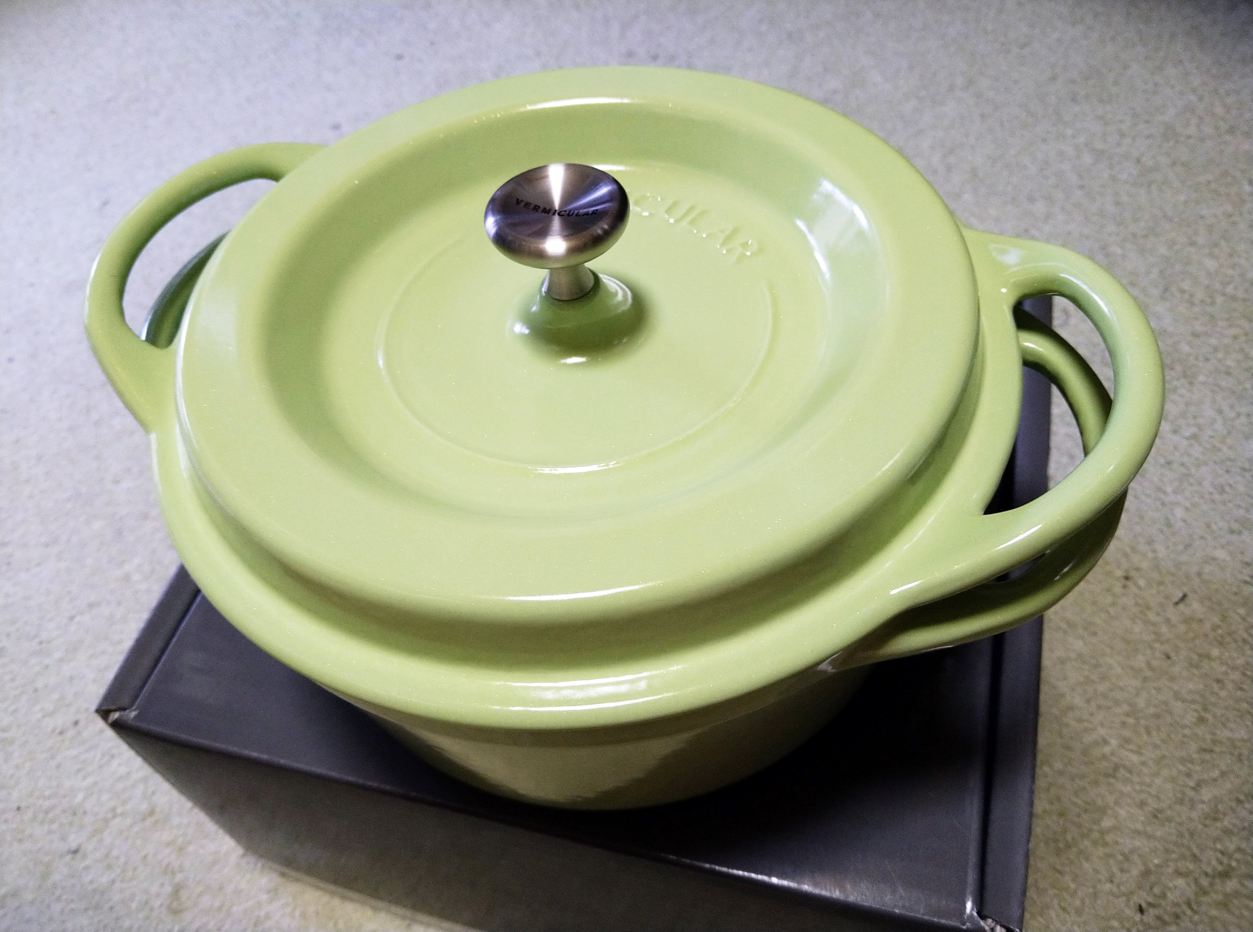 無水調理で素材本来の味を引き出す理想の鍋「バーミキュラ」のご紹介