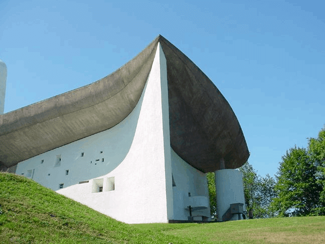 建築のデザイン》 安藤忠雄より早く泥としてのコンクリートで家を作っ