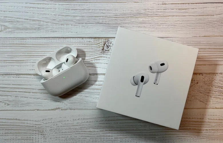 AirPods Pro 第2世代 | 今後も進化を続けるイヤホン｜みつ / mitsu 