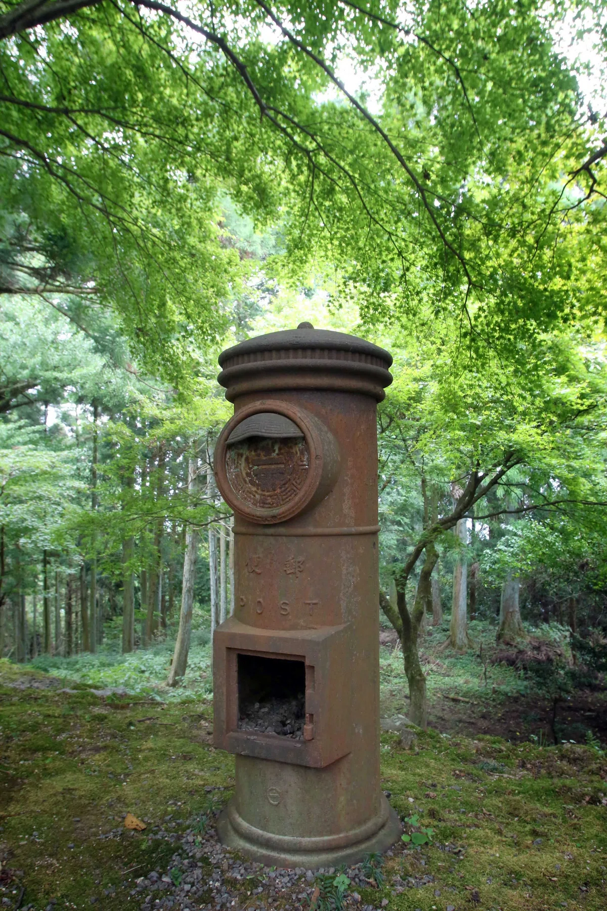 どこにあったっけ？レトロな丸型郵便ポスト｜神戸新聞公式「うっとこ兵庫」
