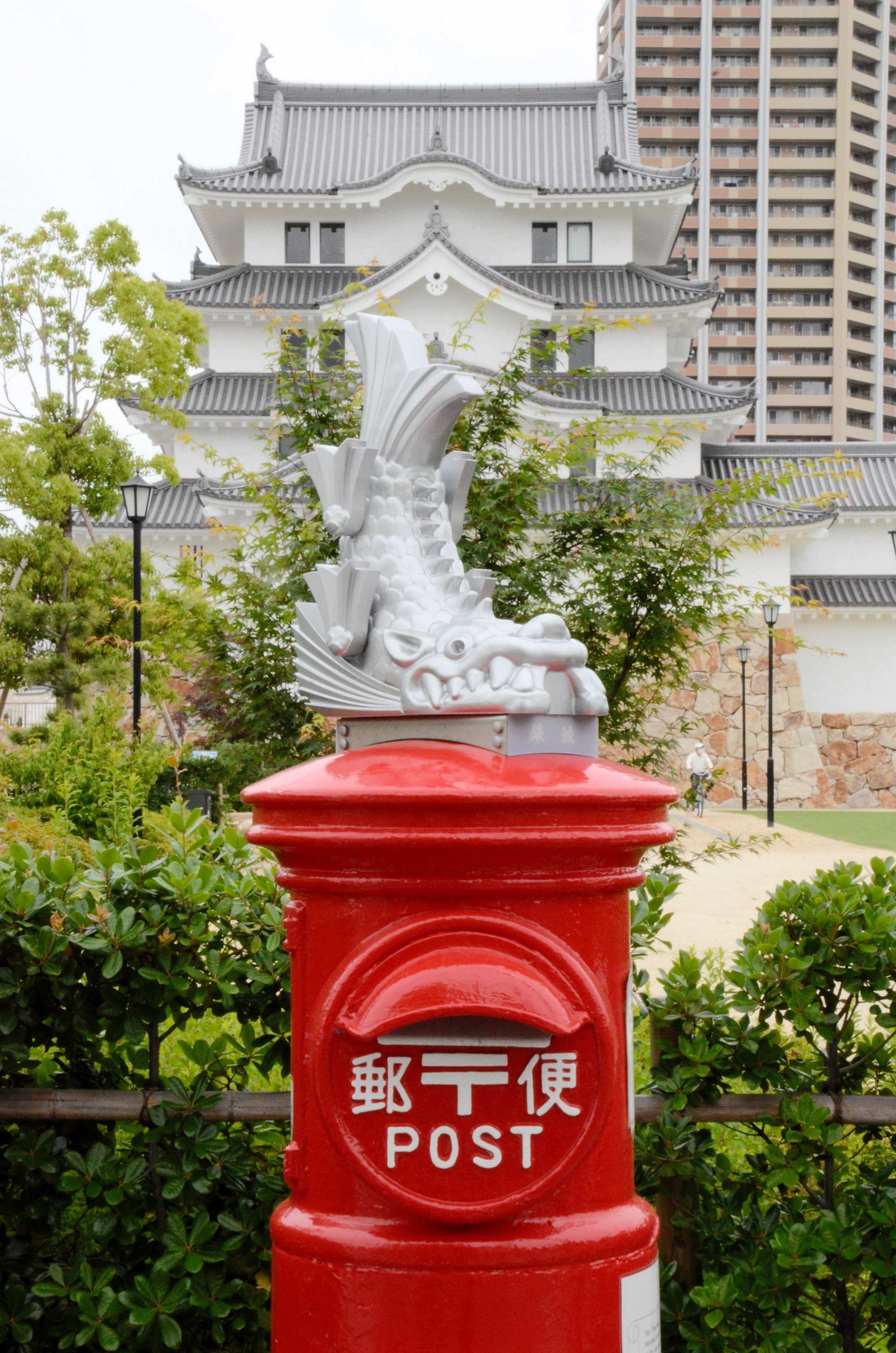 どこにあったっけ?レトロな丸型郵便ポスト|神戸新聞公式「うっ どこにあったっけ?レトロな丸型郵便ポスト|神戸新聞公式「うっ
