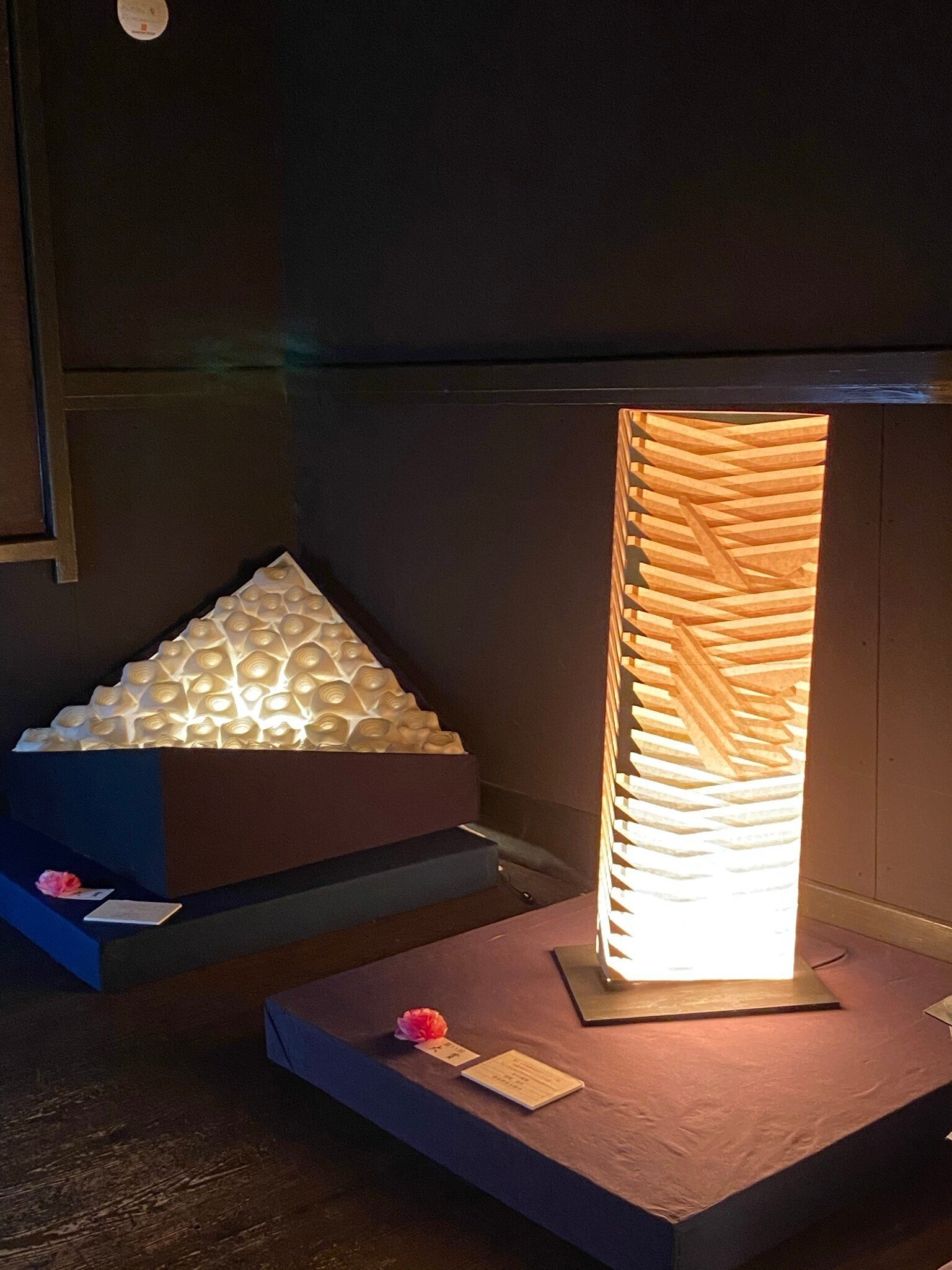 157 和紙の灯りで古民家を照らす・美濃あかりアート展｜ミヤコカエデ