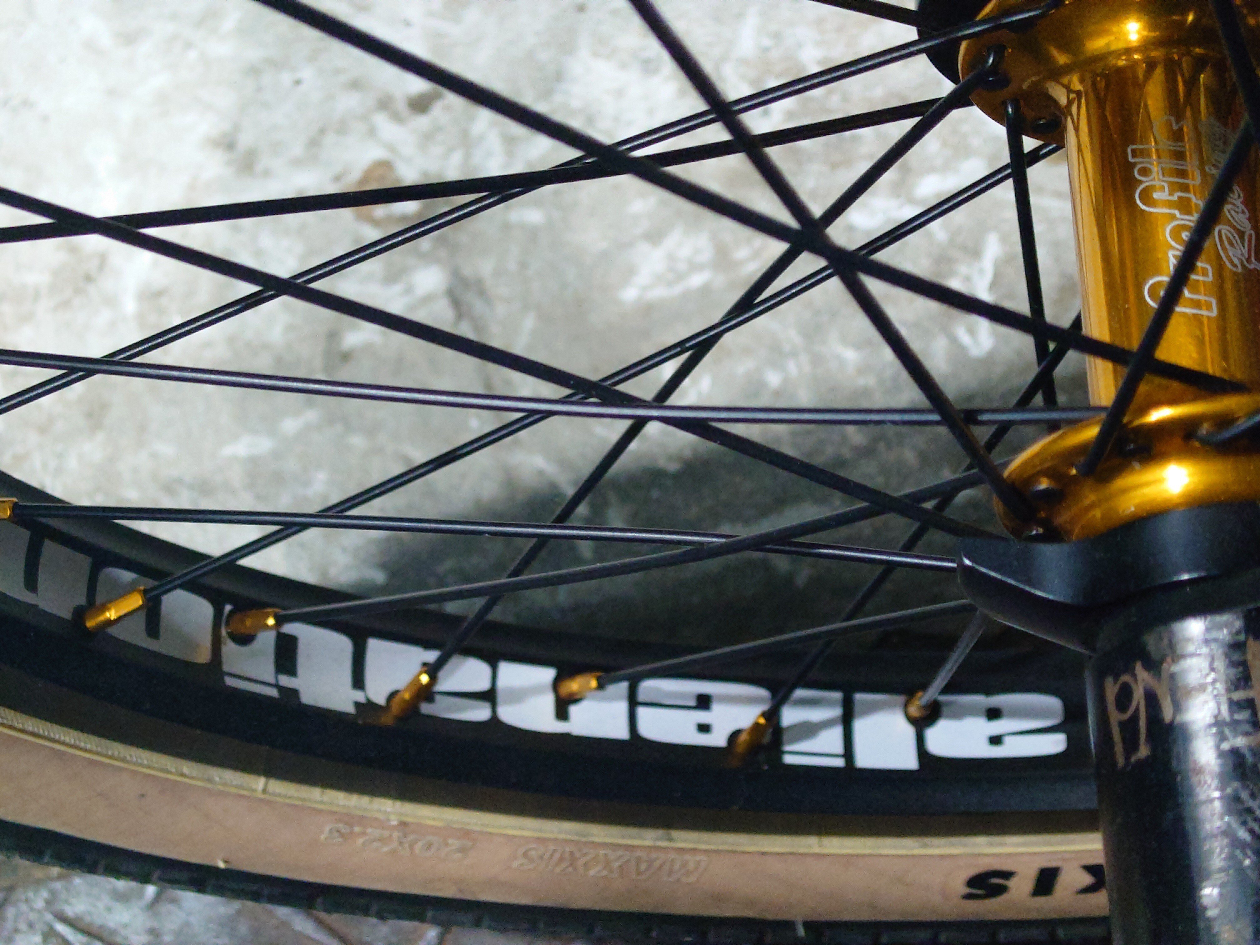 BMXのホイールとハブの遍歴や得た知見など。｜AngelicaNigo