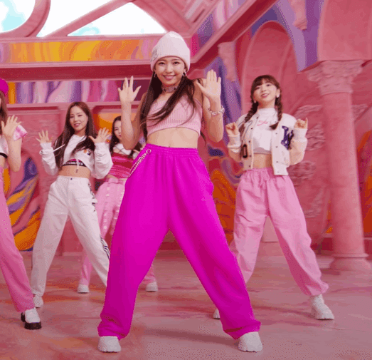 1年間に思いを馳せて～NiziUマユカさん～｜メレブ🌈🟪×🟨=🍠