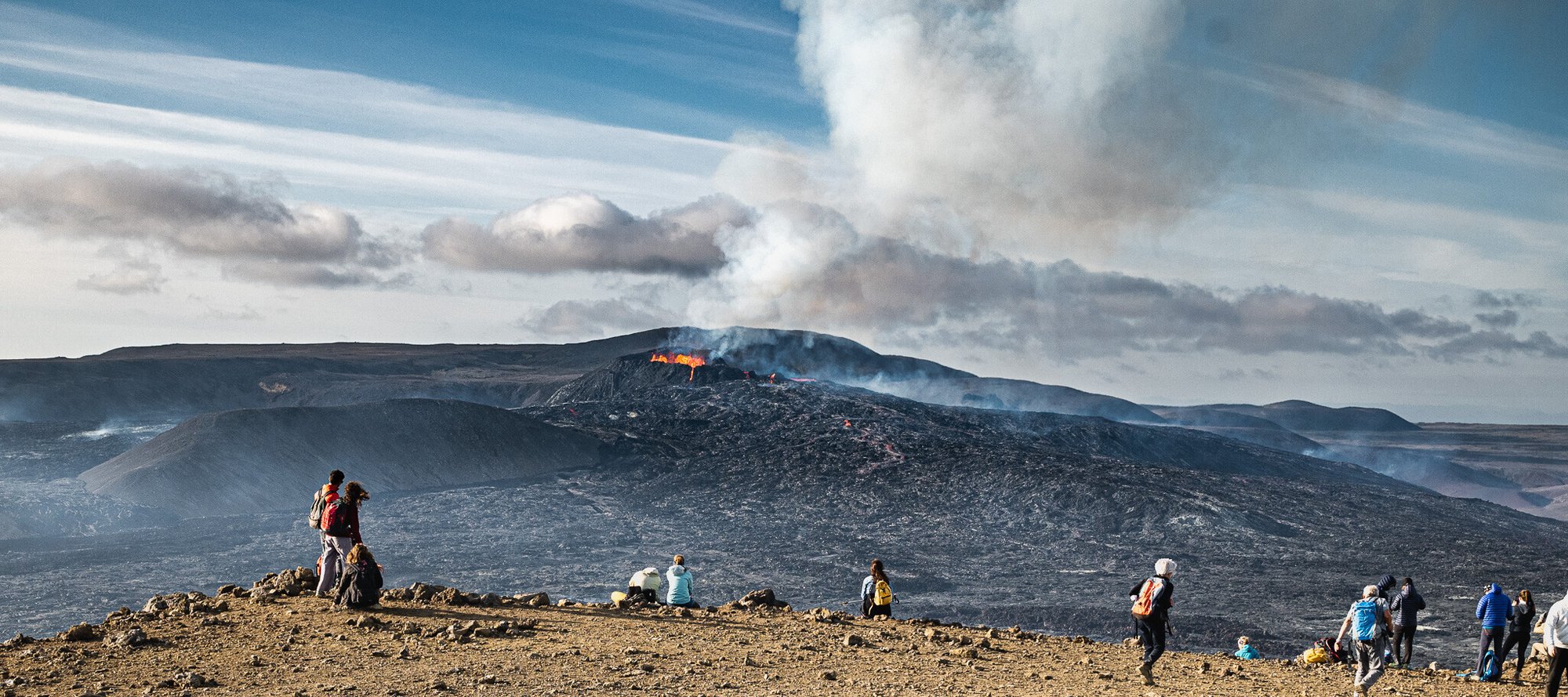 アイスランドから見る風景 Vol 21 2 レイキャネス半島での噴火 22年8月編 Discovery Tours Iceland 坂本純子 Note アイスランドから見る風景 Vol 21 2 レイキャネス半島での噴火 22年8月編 Discovery Tours Iceland 坂本純子 Note