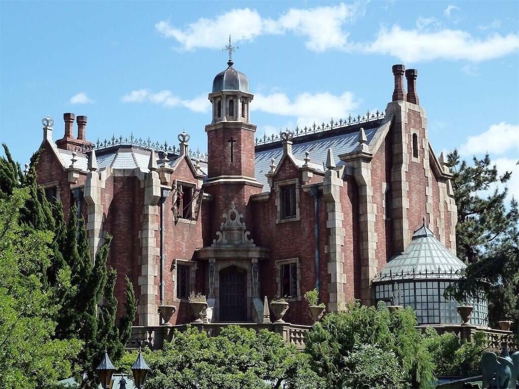 TDL「ホーンテッドマンション」がファンタジーランドにある理由 TDL「ホーンテッドマンション」がファンタジーランドにある理由