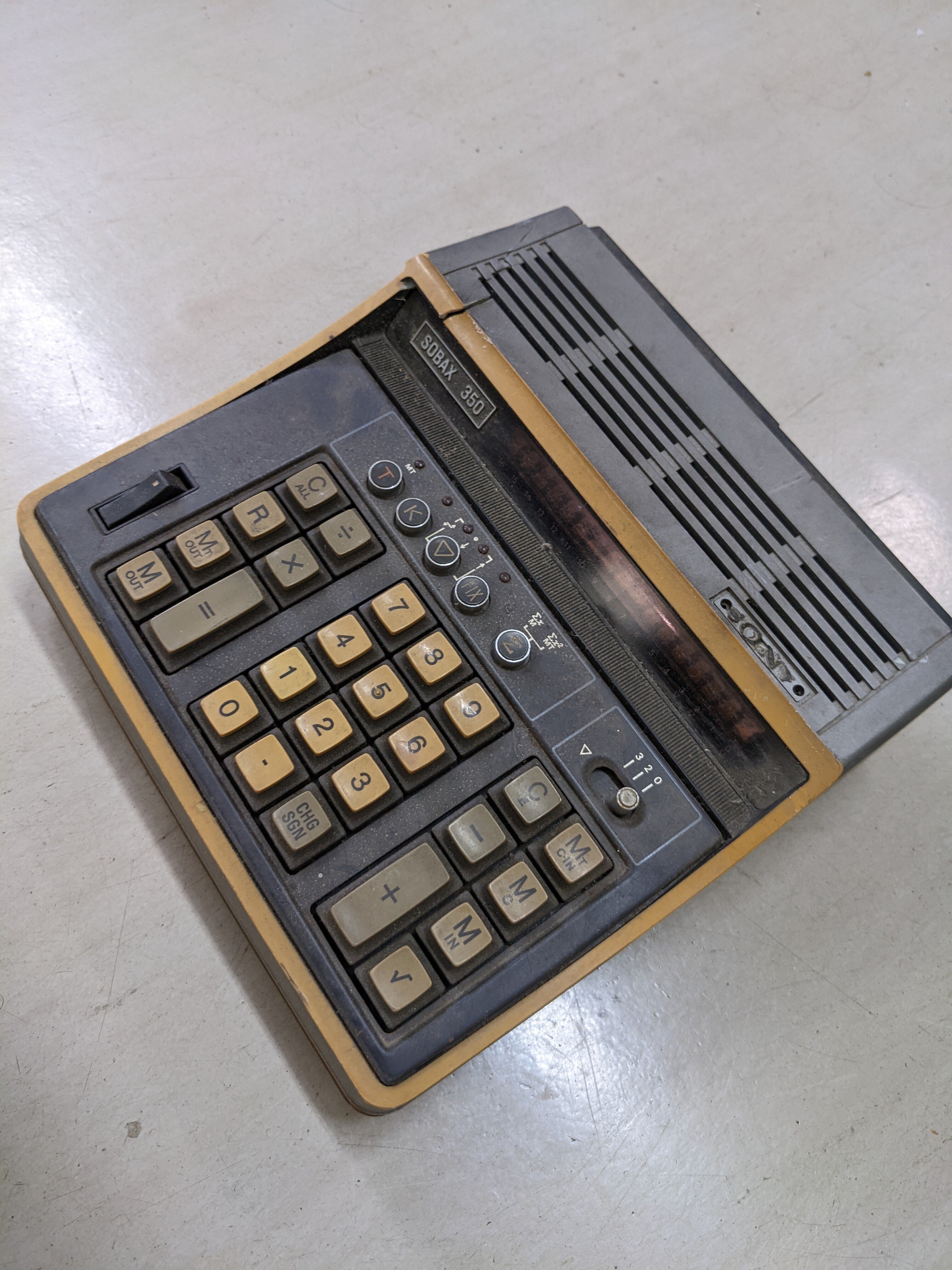 電卓への長い道のり - 機械式計算機｜kzn
