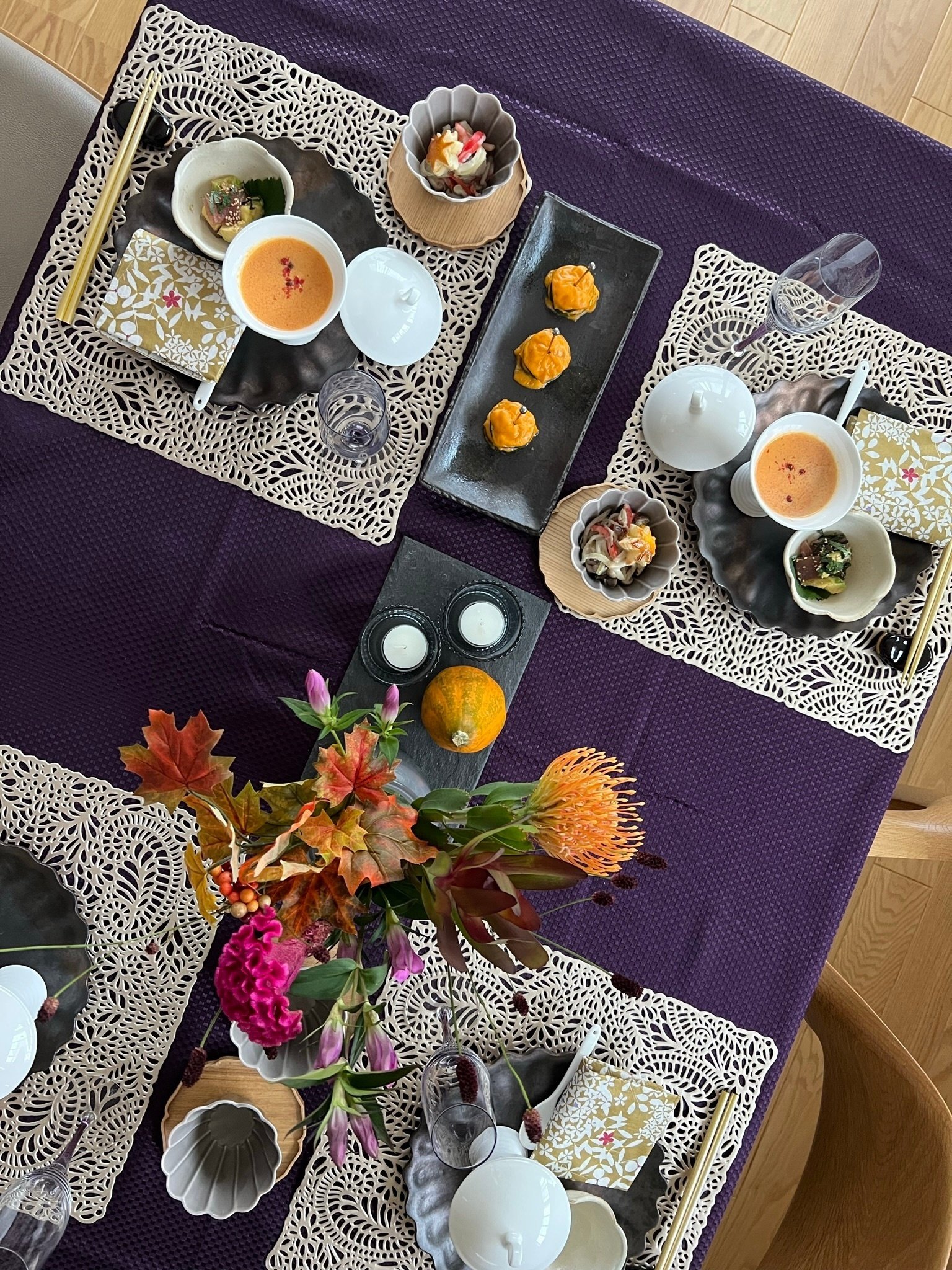 おもてなしレッスン】大人の秋をしっとり愉しむテーブル｜幸せを