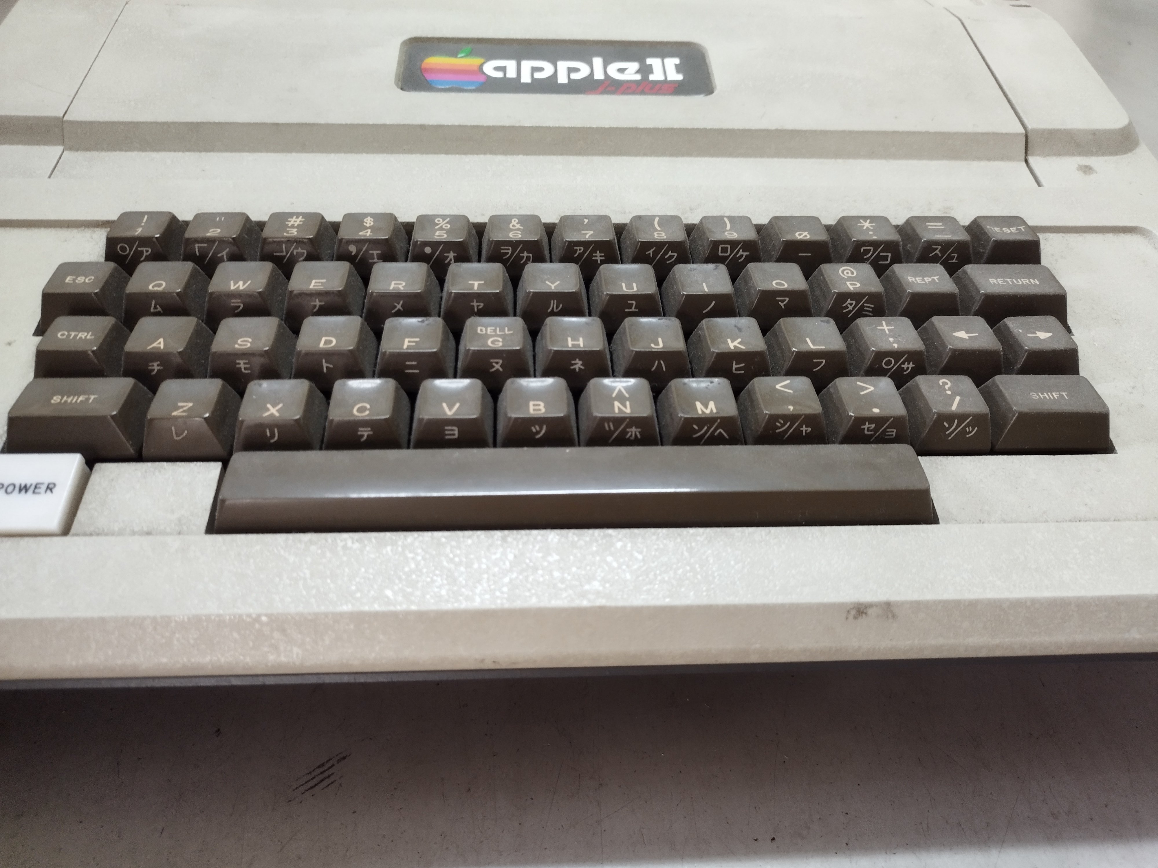 J-PLUS登場 - Appleの日本展開｜kzn