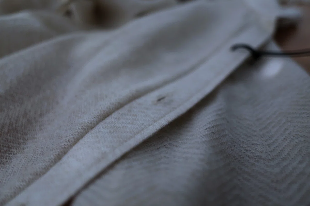 CLASS 22AW HERRINGBONE CASHMERE カシミヤシャツ
