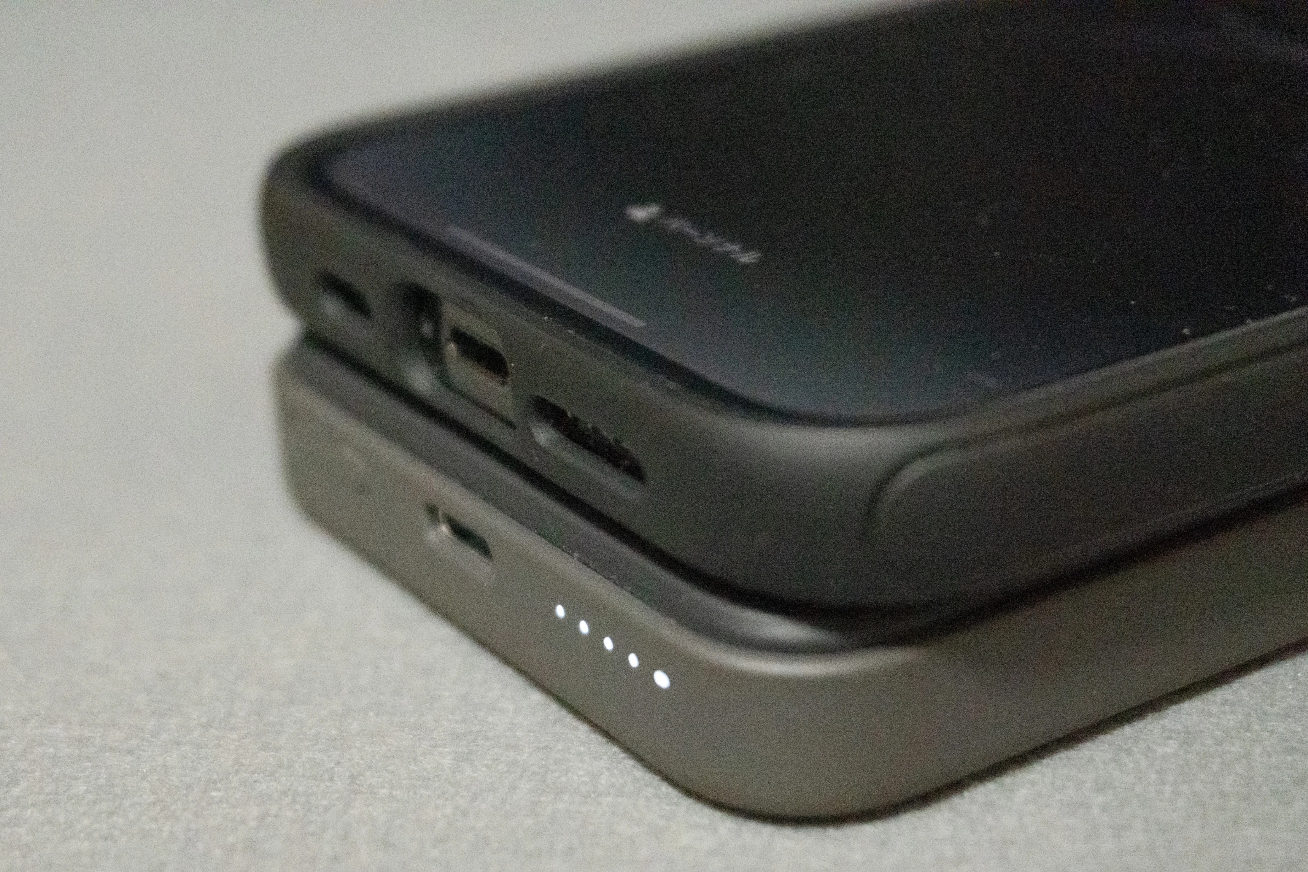 半年使ってみた】Anker 633 Magnetic Batteryは最強のモバイル